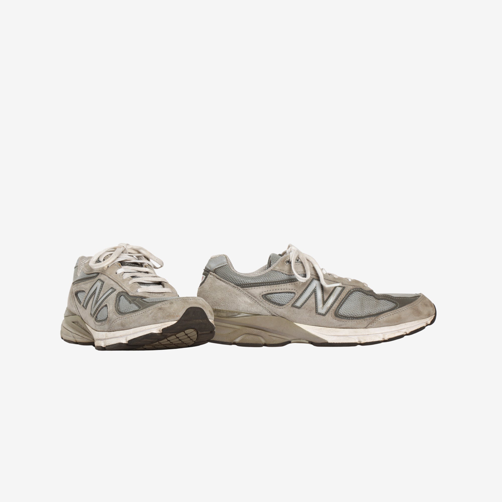 990V4 Sneakers