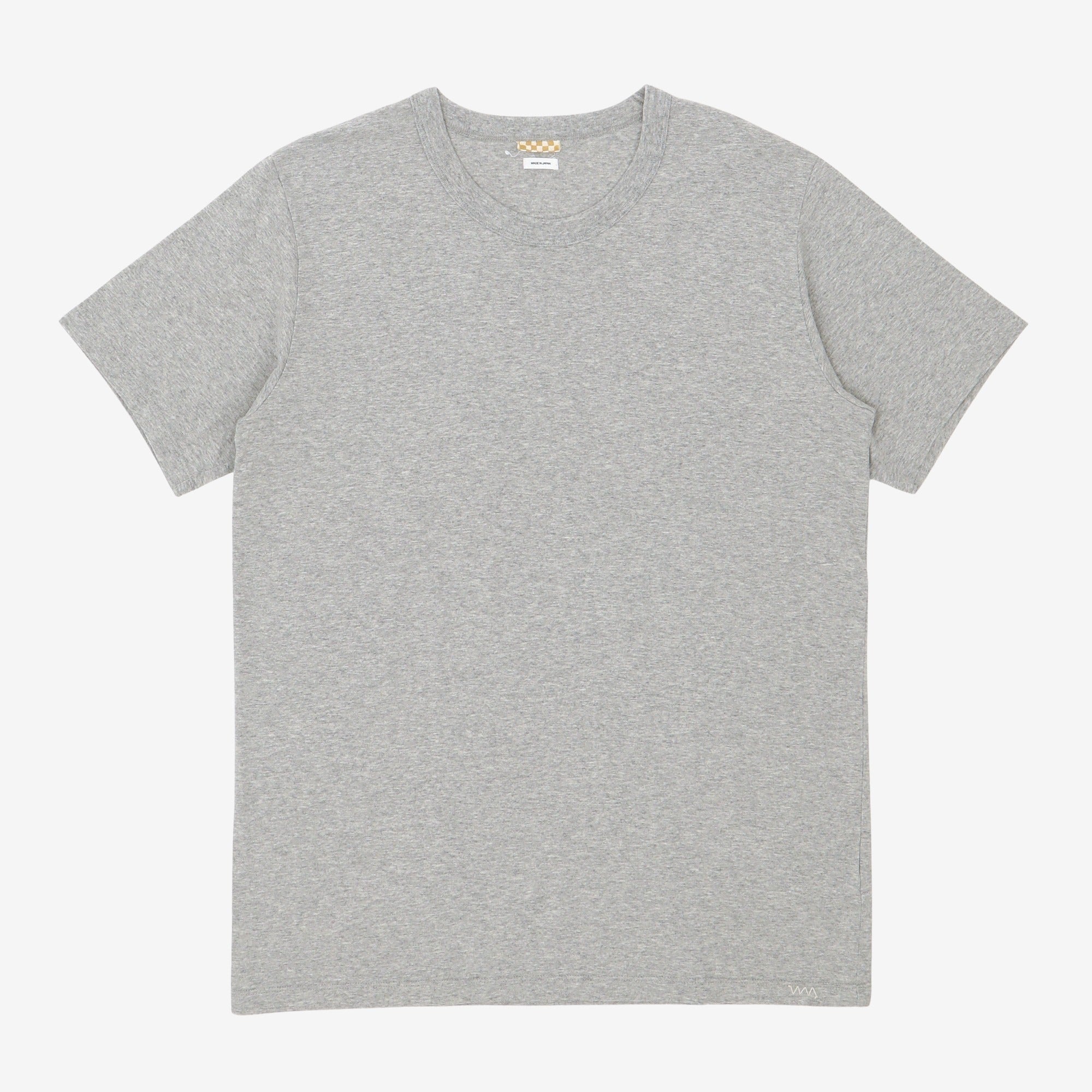 Basic T-Shirt