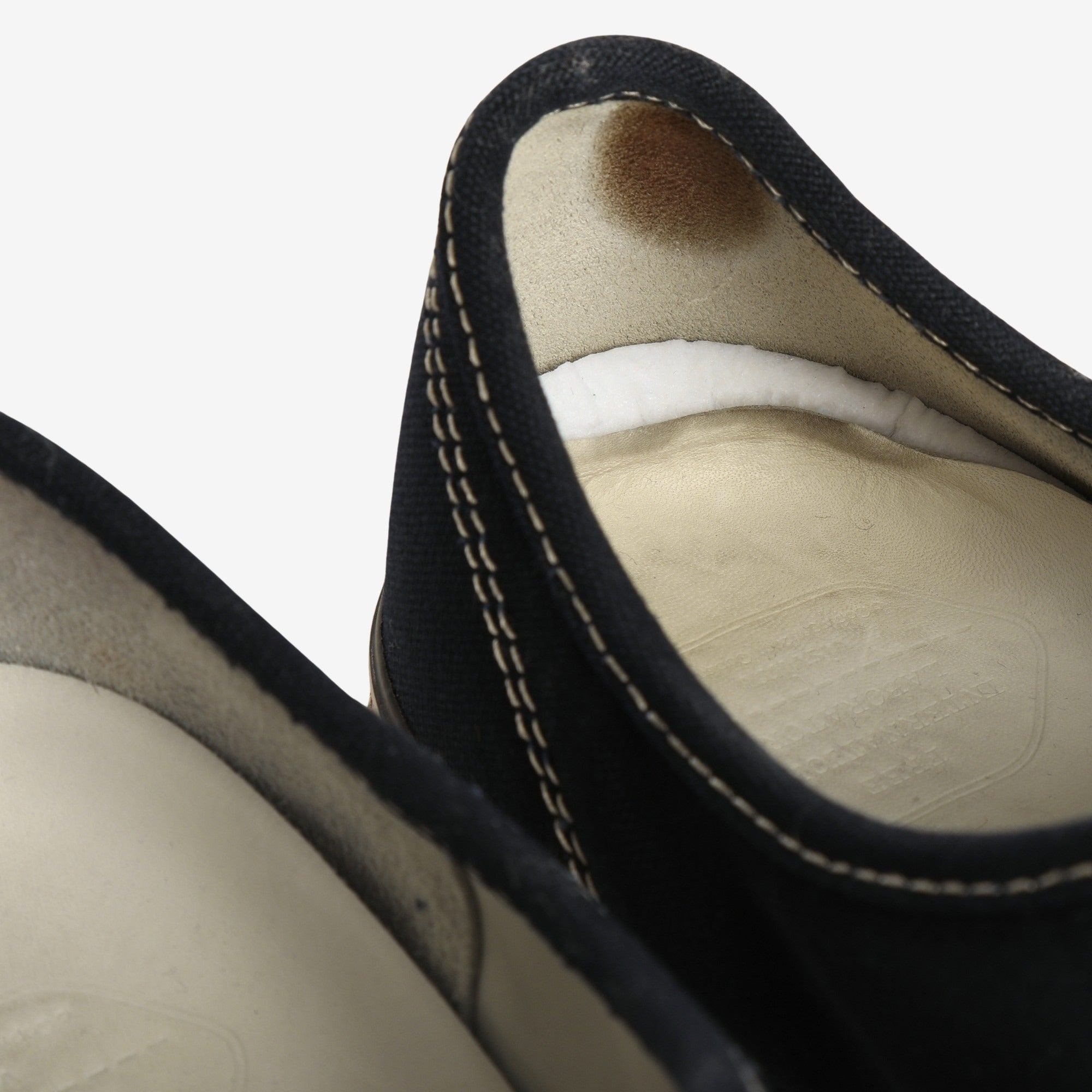 Logan Canvas Sneakers