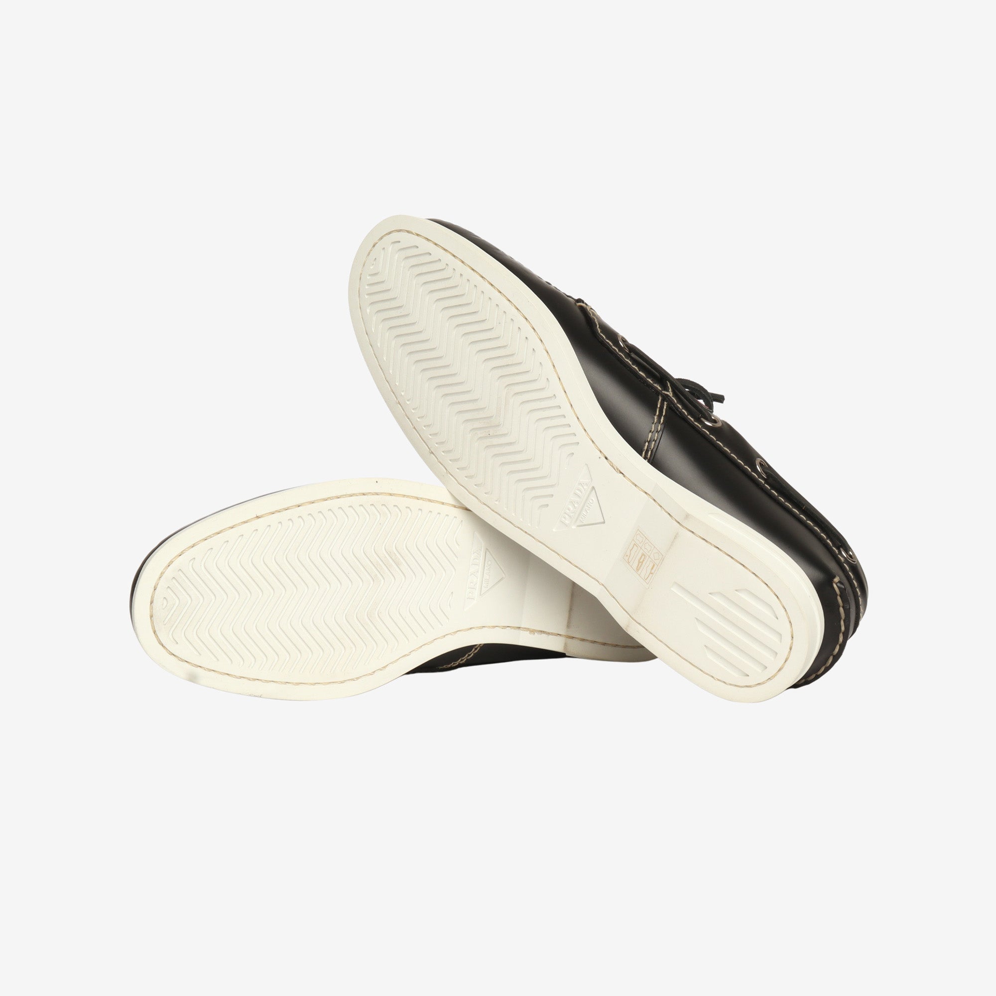 Brushed Leather Boat Shoe