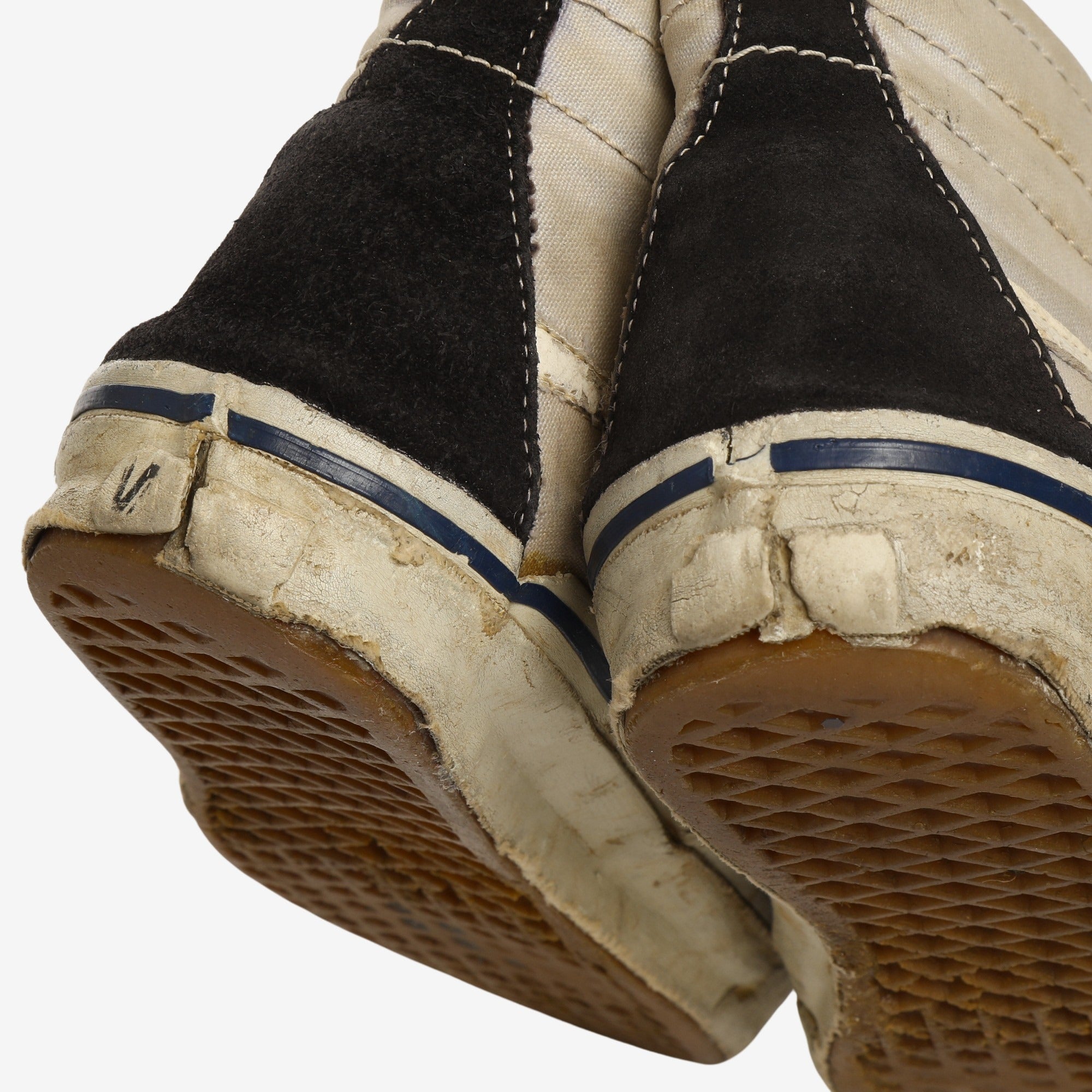 Vintage High Top Sneaker (USA)