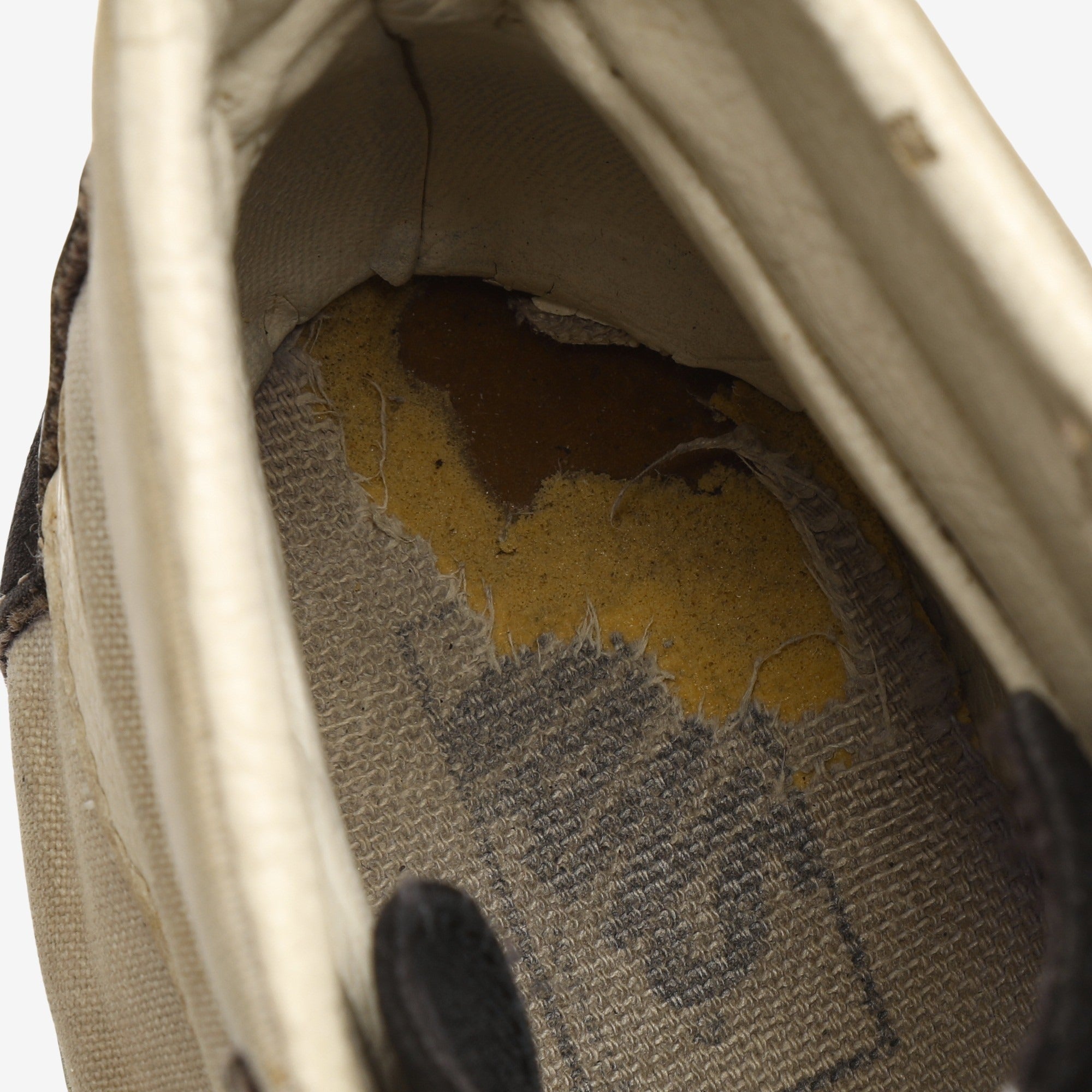 Vintage High Top Sneaker (USA)