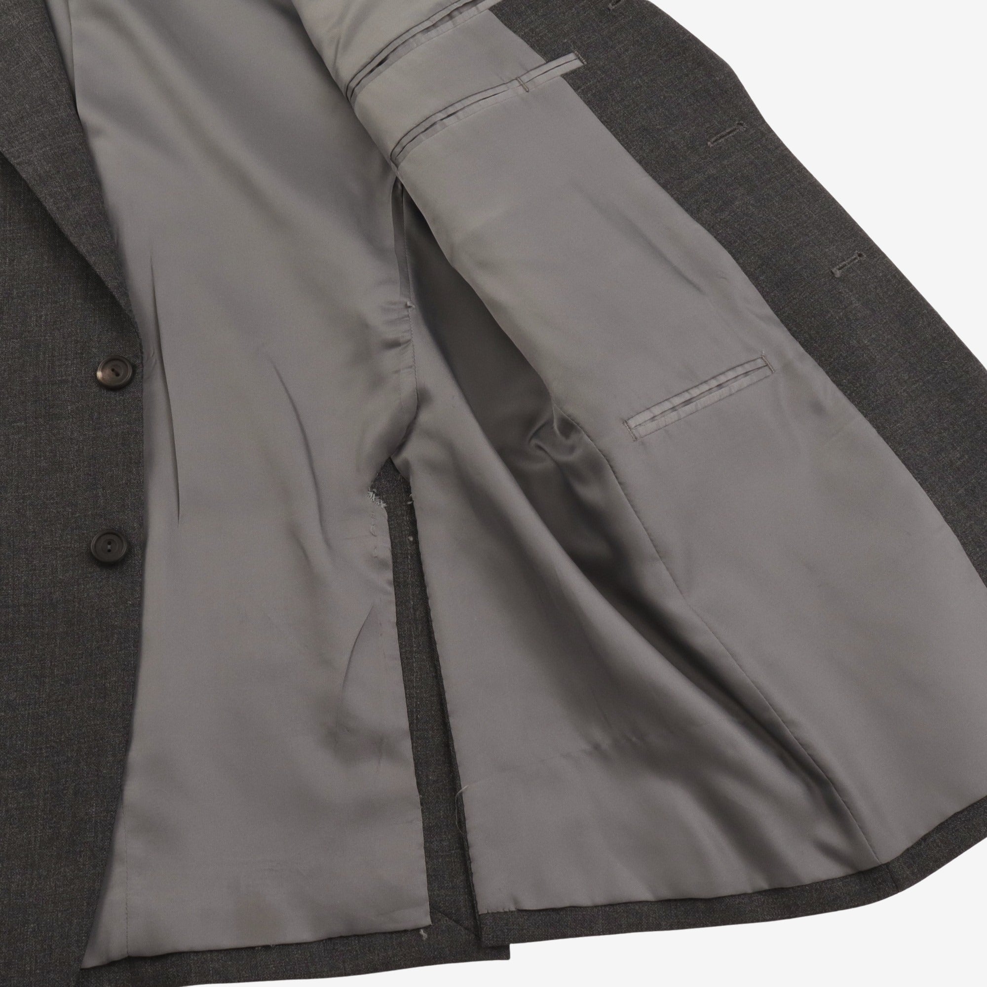 MTM Fresco 3-Piece Suit