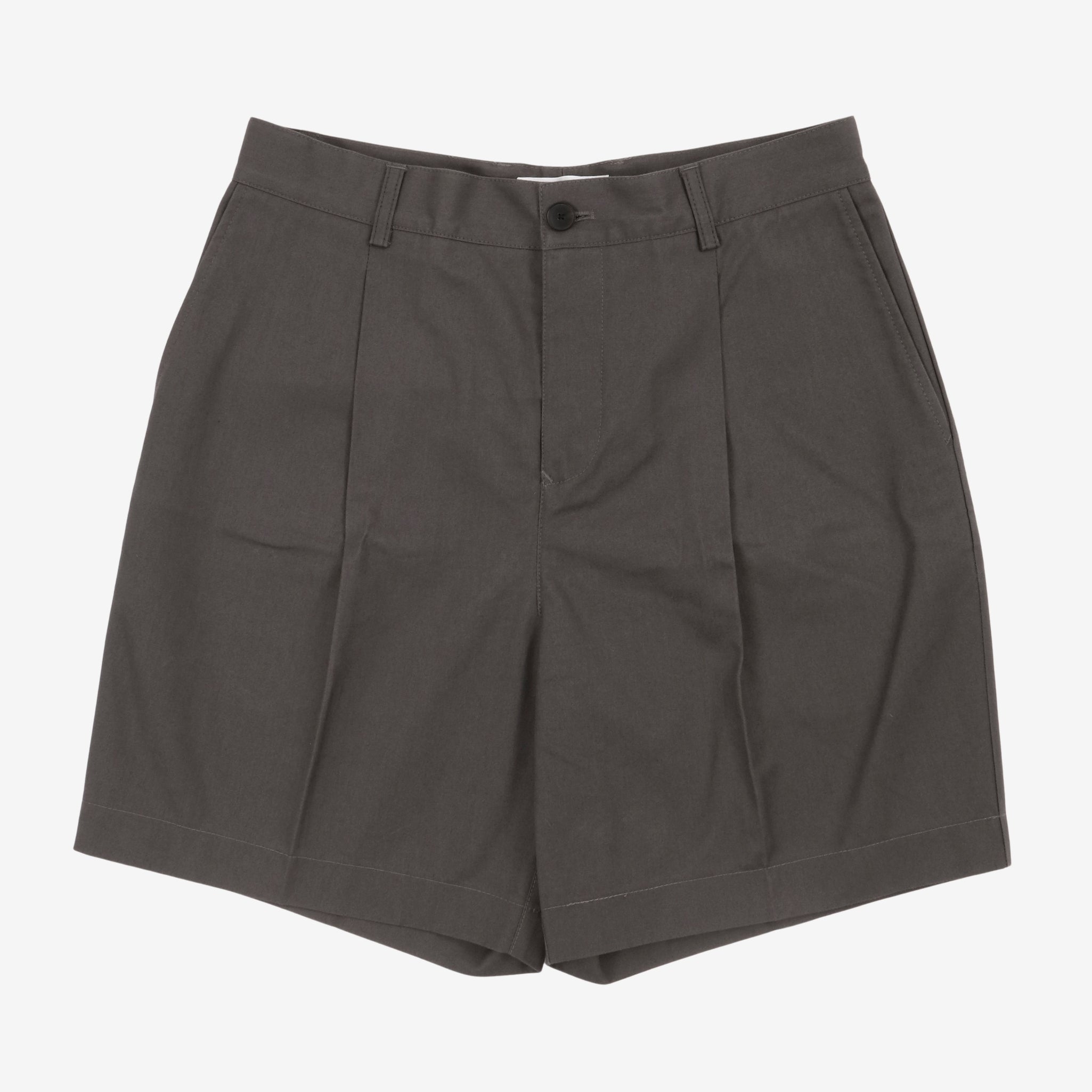 Single Pleat Shorts
