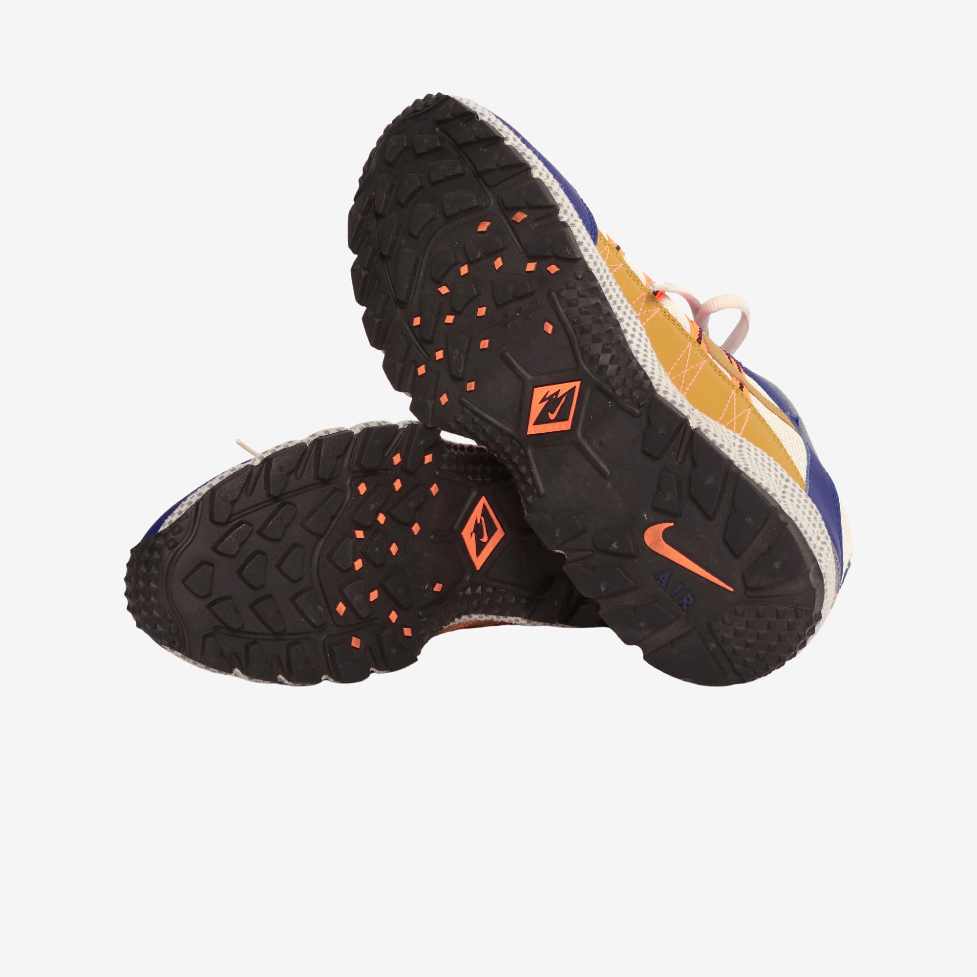 Air Humara Concord Sneakers