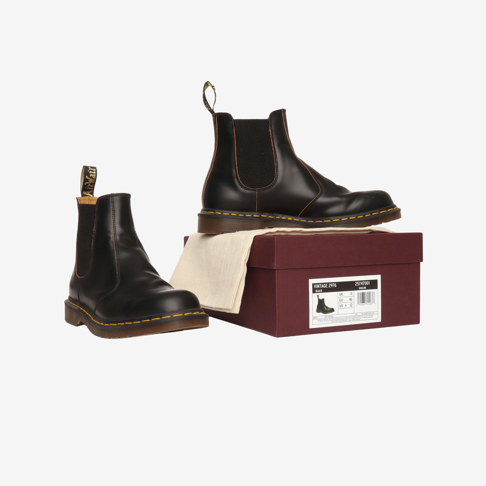 Vintage 2976 Chelsea Boots