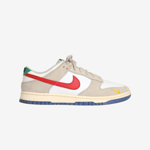 Dunk Low Sneakers