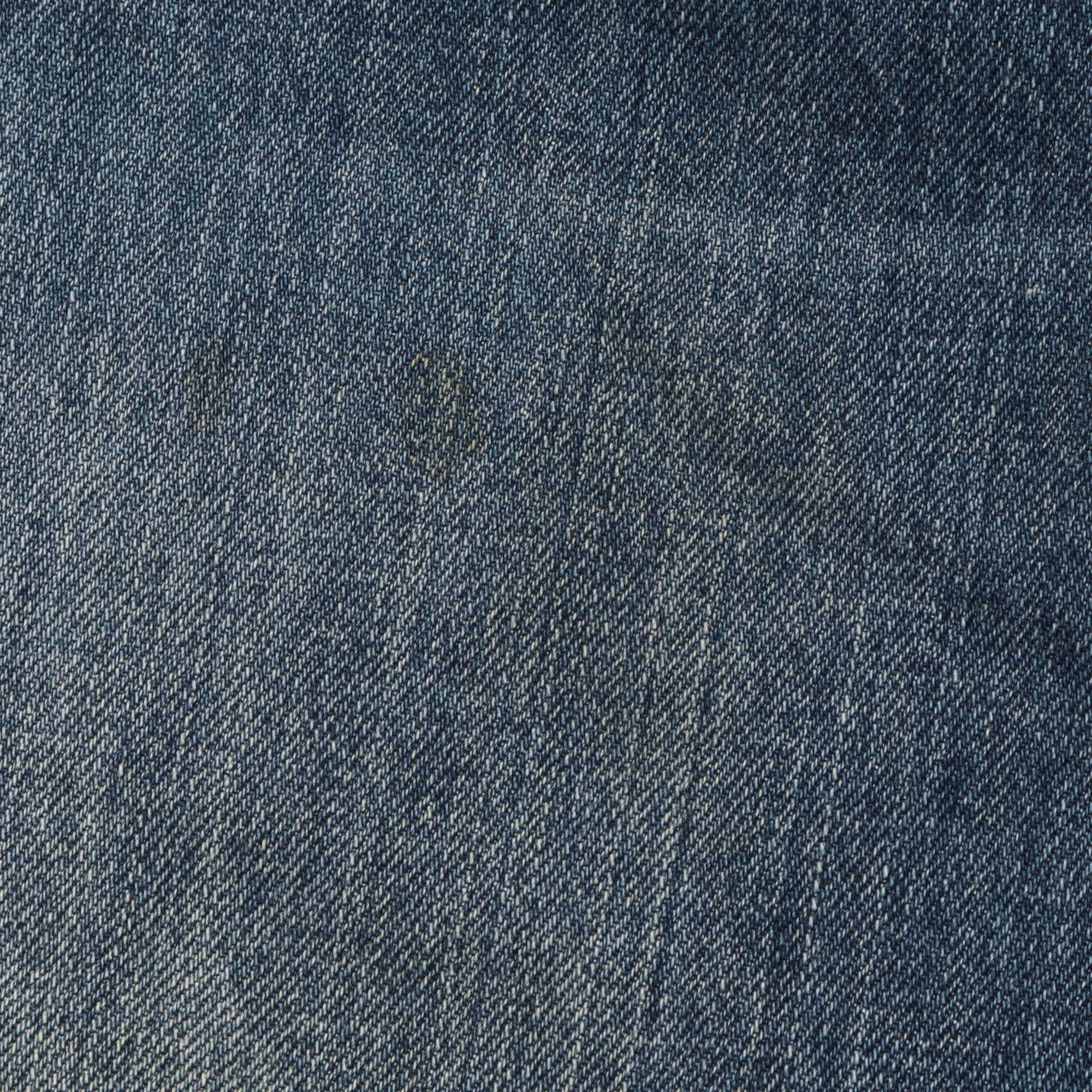 480 Used Blue Jeans (37W x 23.5L)