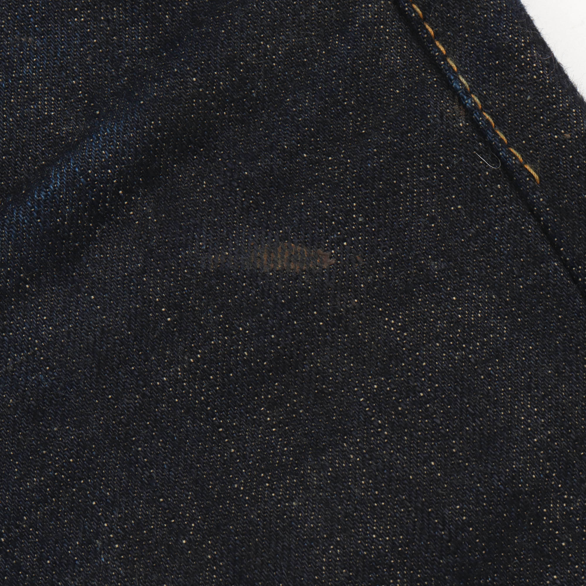 15.7oz Slim Tapered Selvedge Denim (33W X 33L)