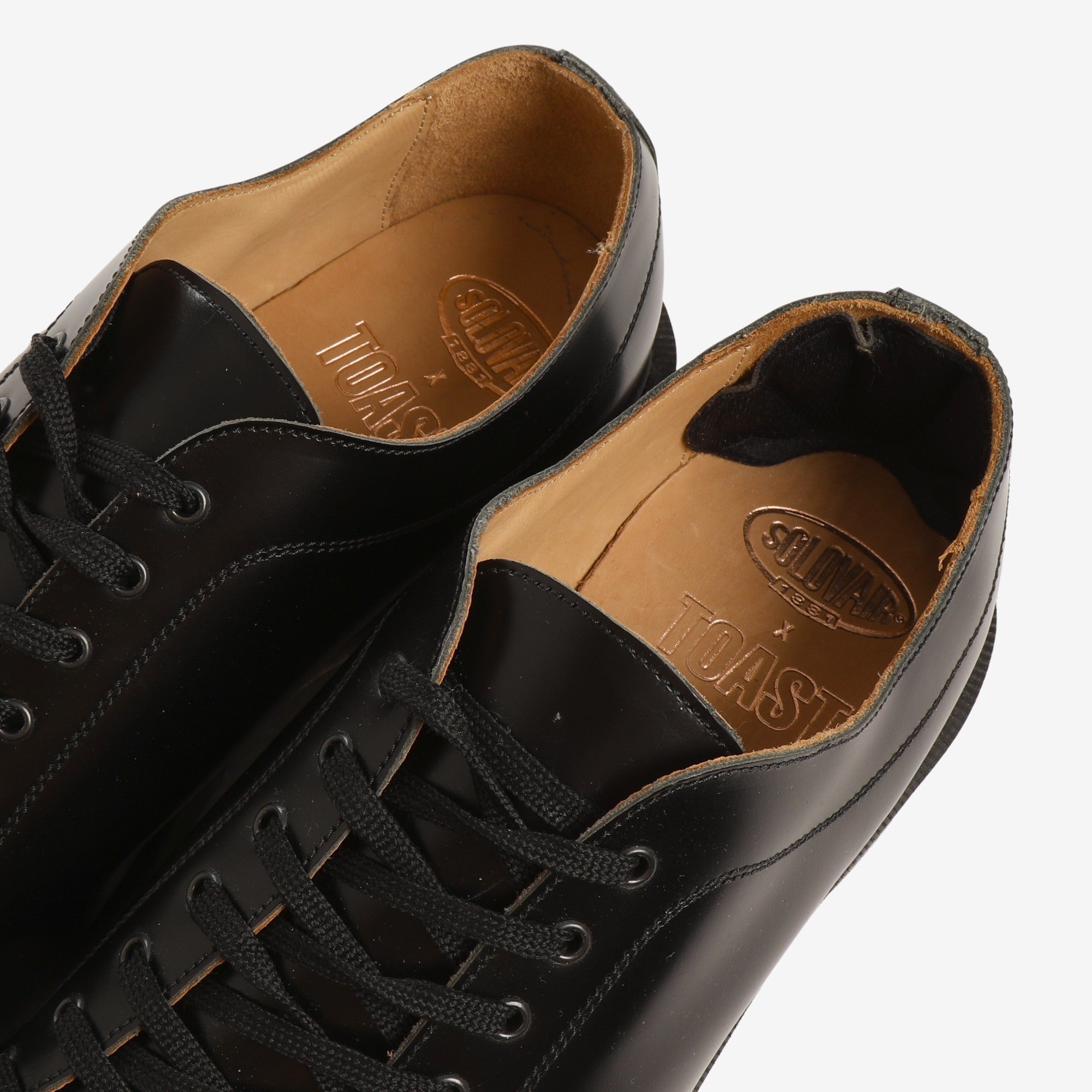 Monkey Shoes (Toast)