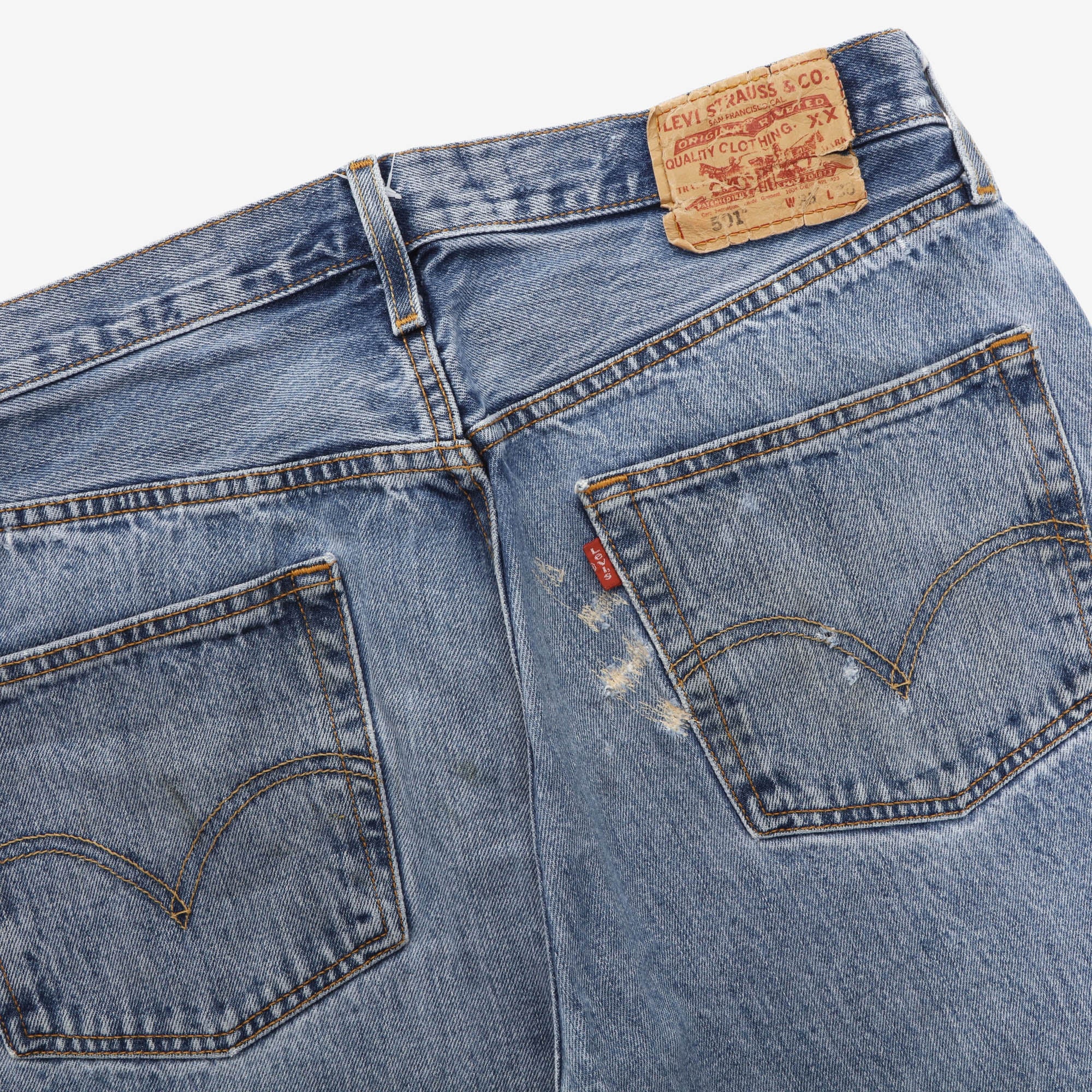 Vintage 501 Distressed Denim USA (35W X 32L)