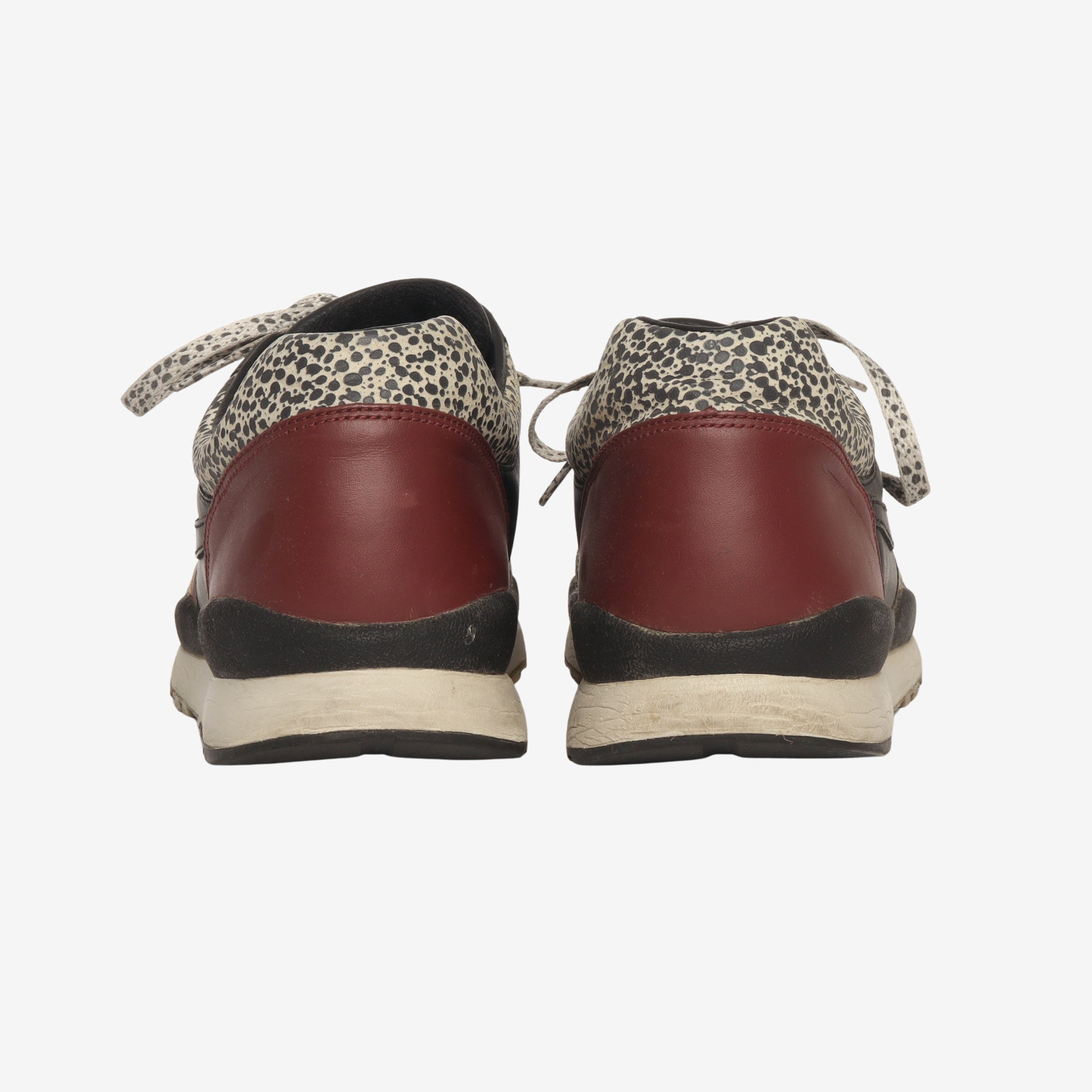 Safari Premium Sneakers