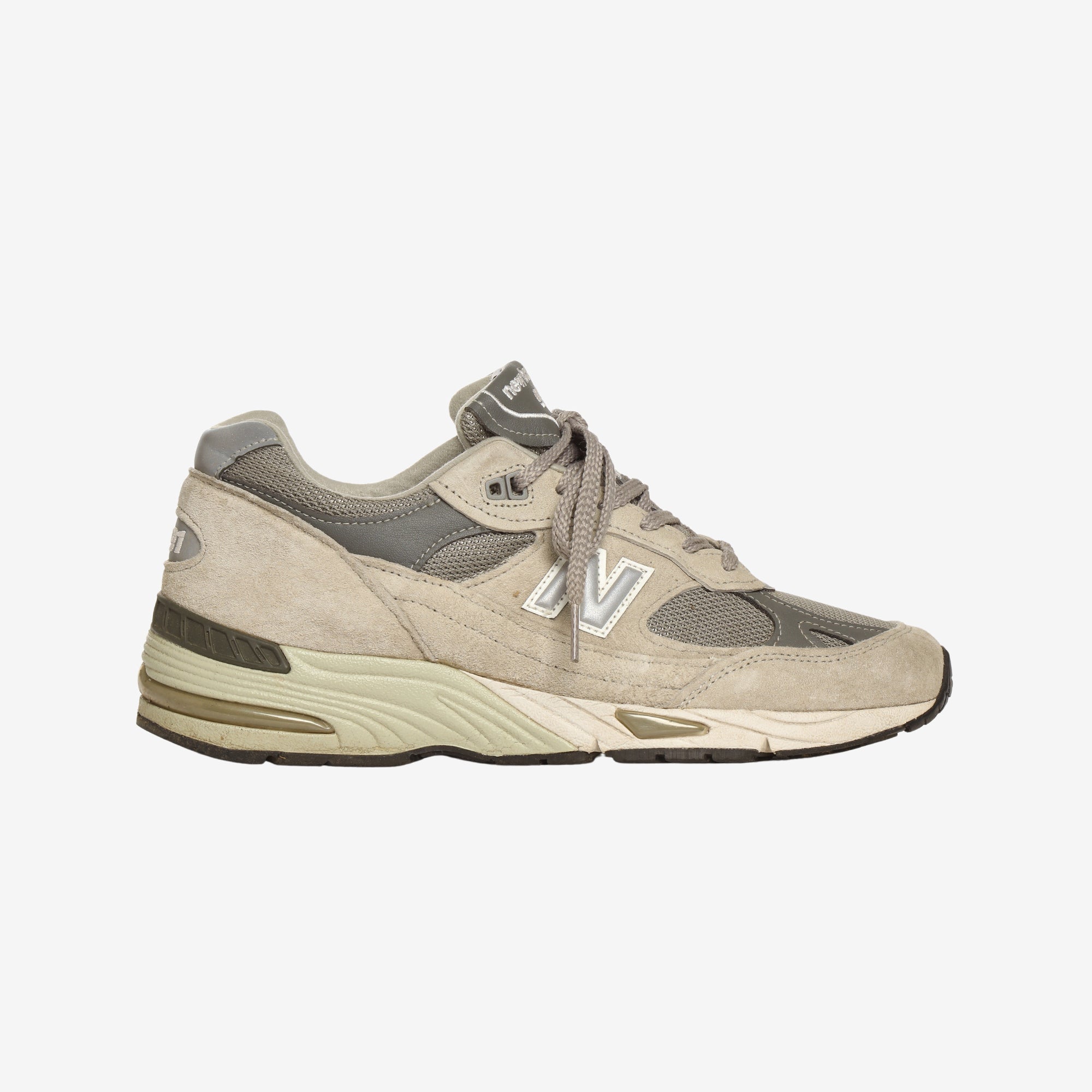 M991GL Suede Sneakers (England)