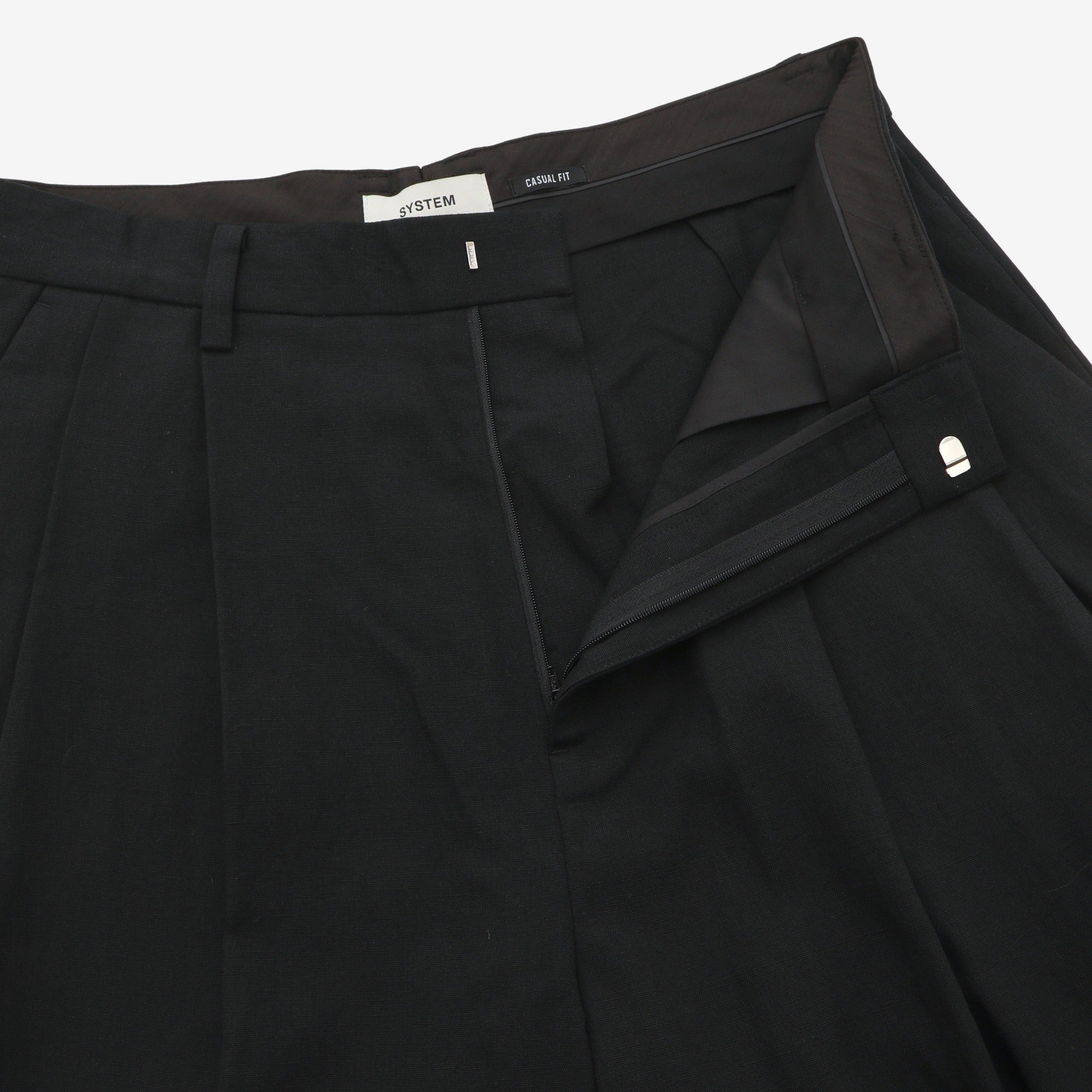 Hem Strap Pleated Pants (32W x 32L)