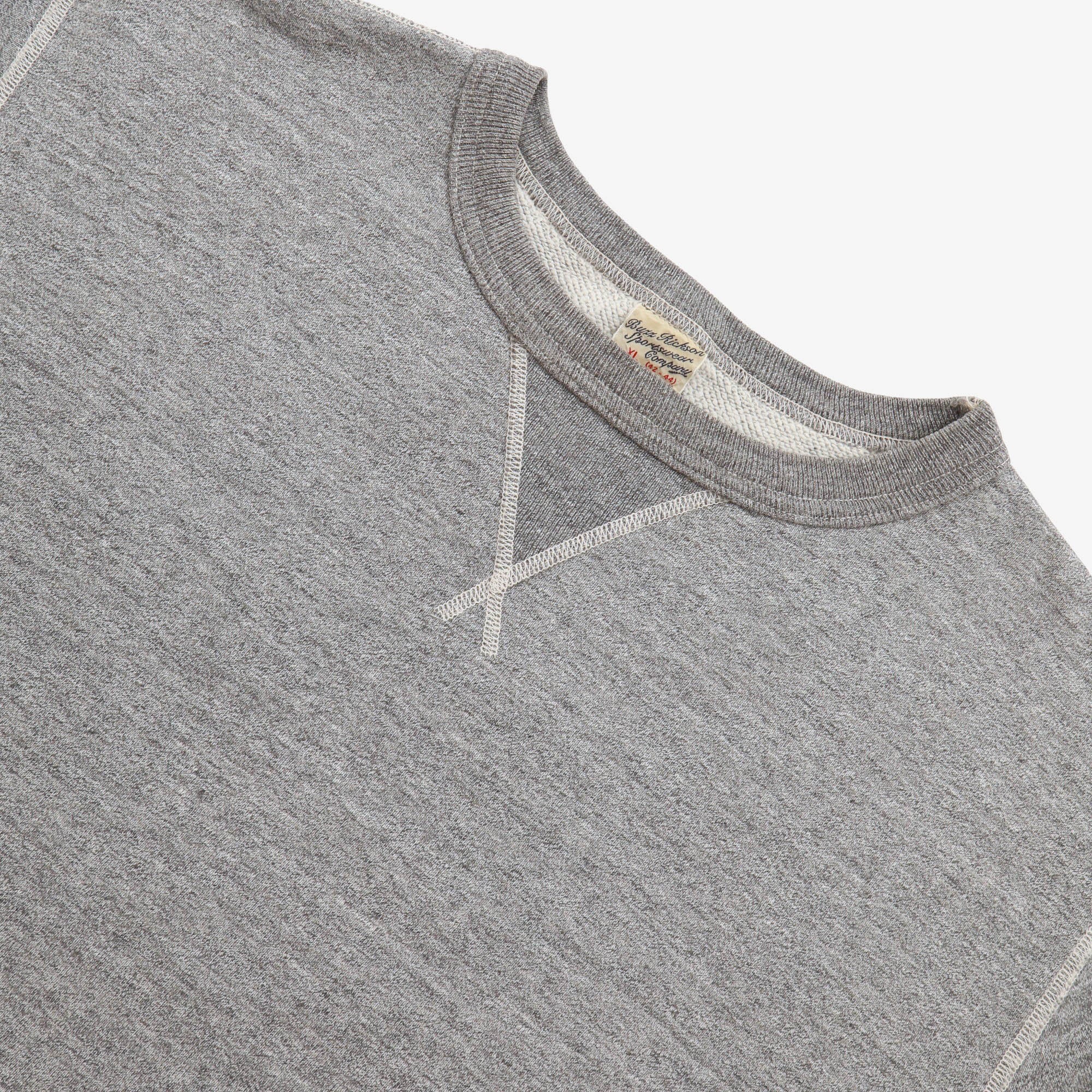 Plain 4 Needle Sweatshirt