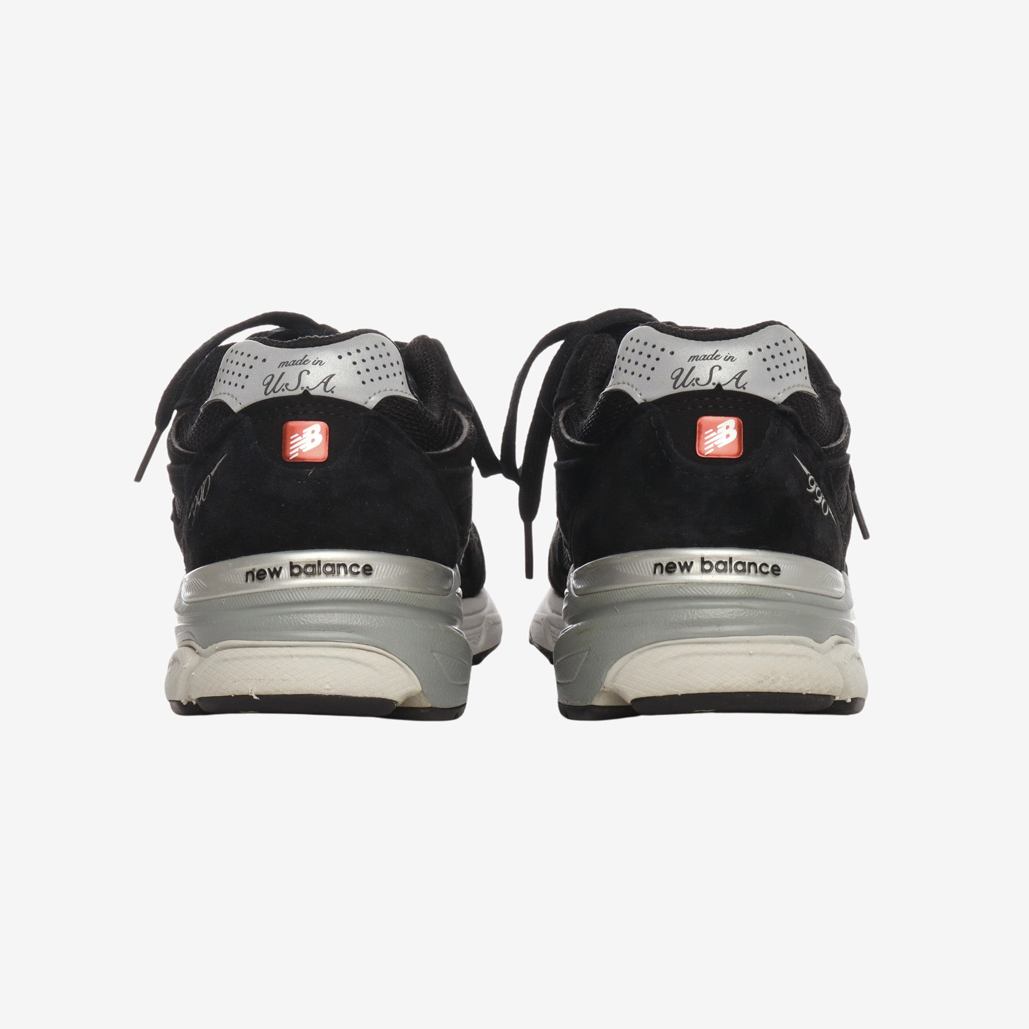990V3 Sneakers
