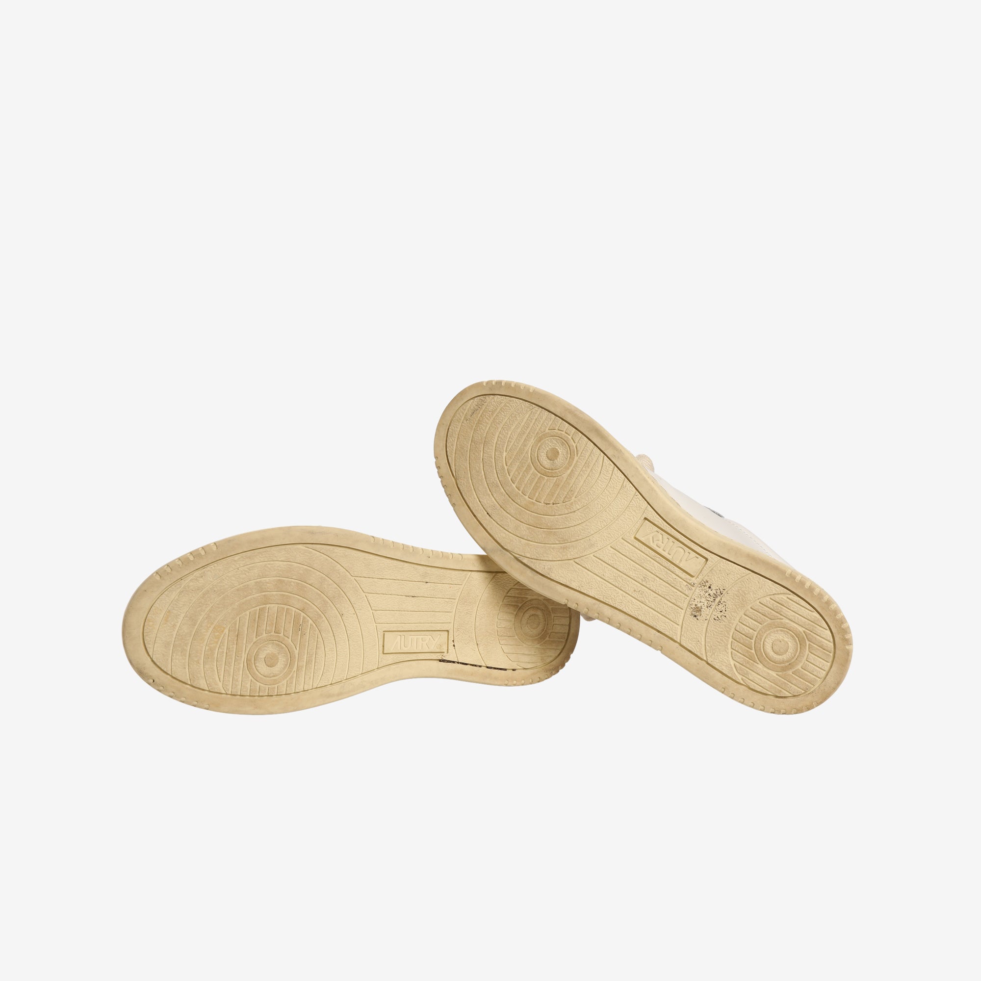 Medalist Low Trainer