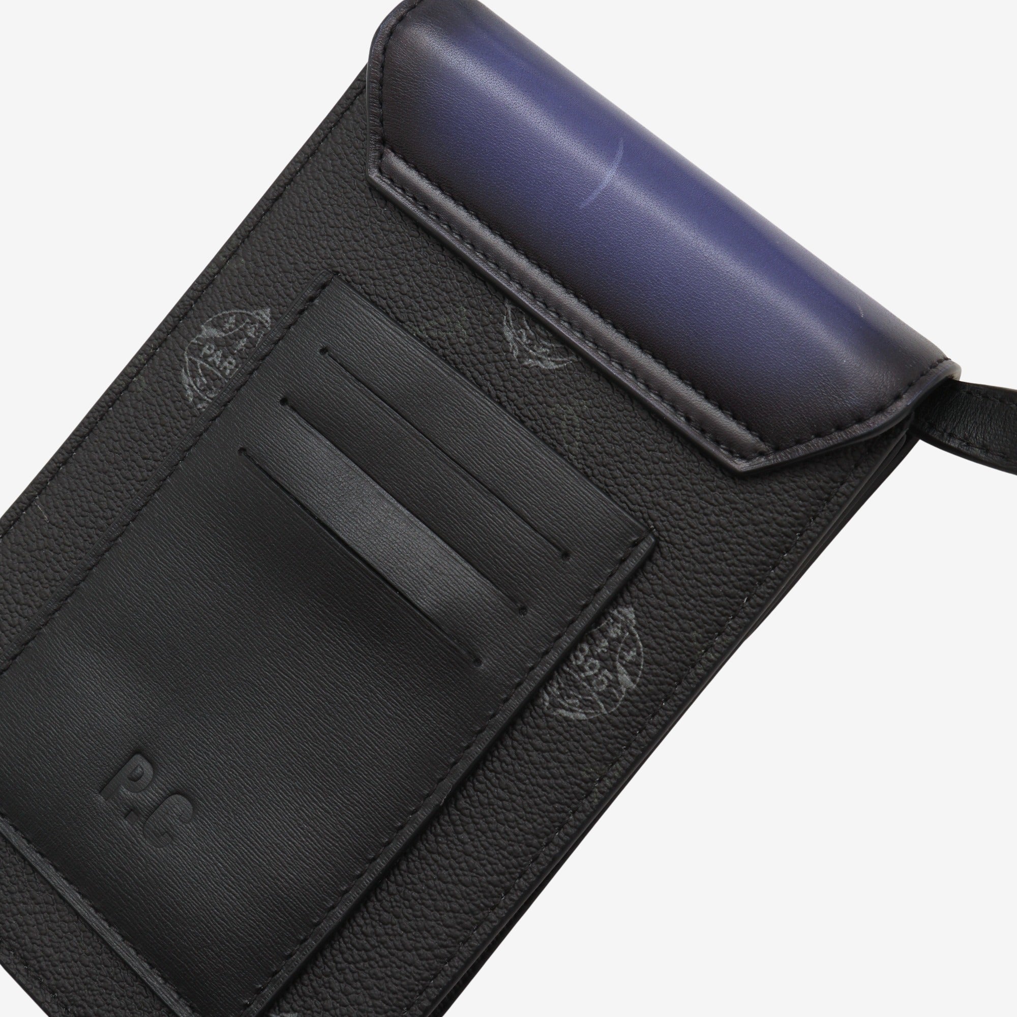 Traveler II Crossbody Bag