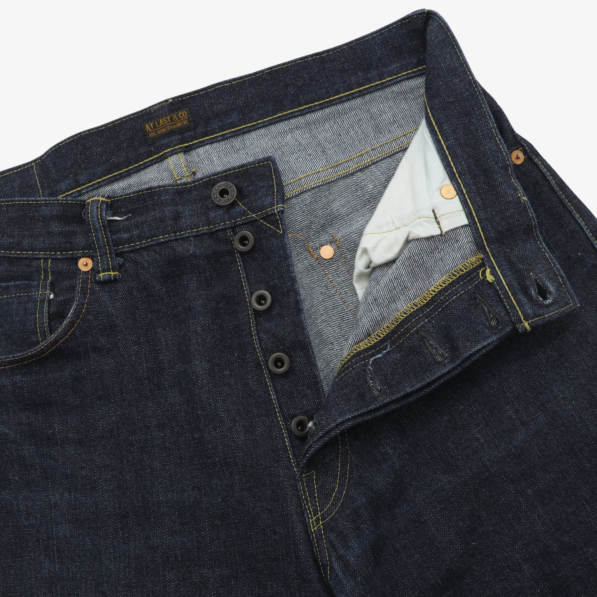 126 Straight Selvedge Denim (31W X 31L)