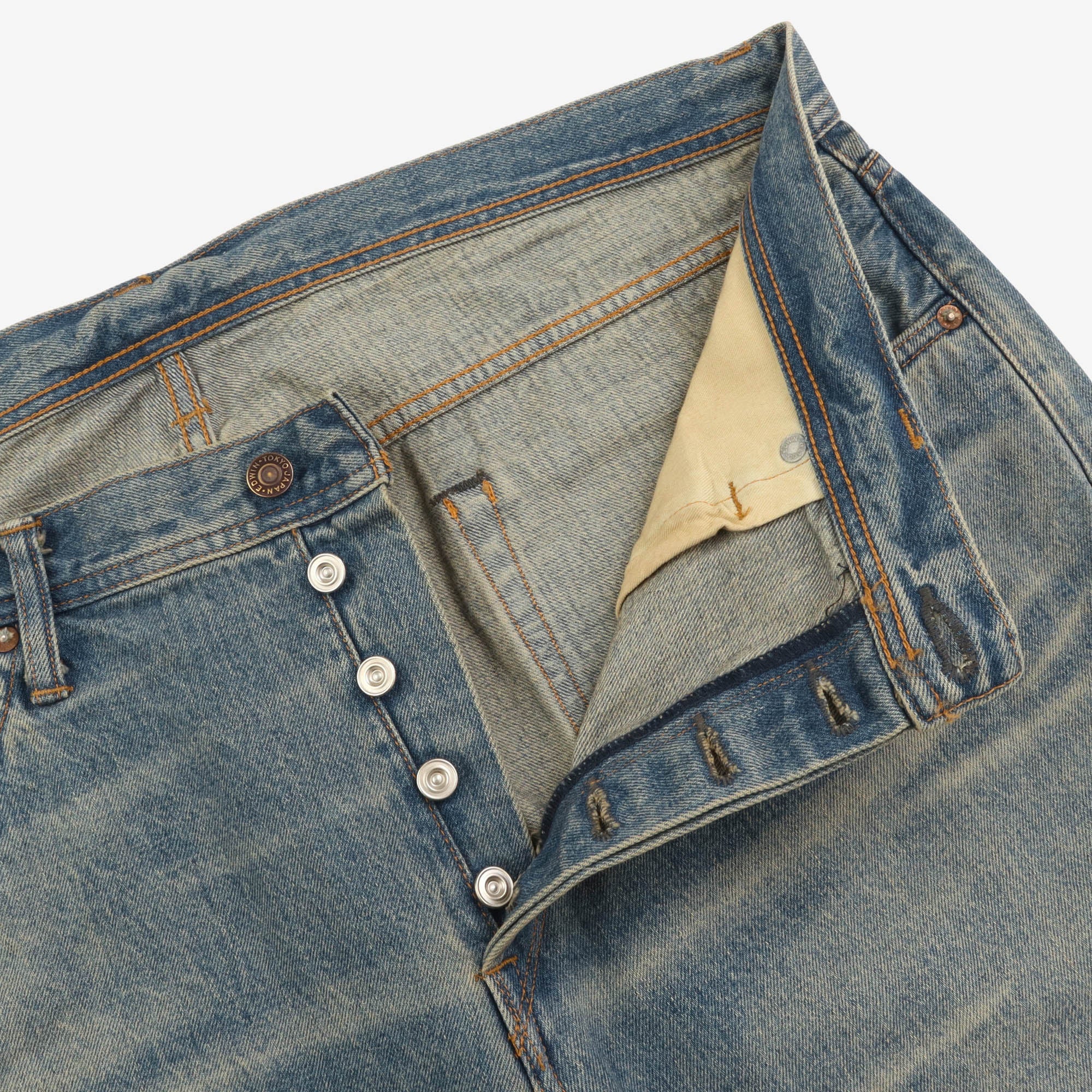 Akita Straight Selvedge Denim (40W X 35L)