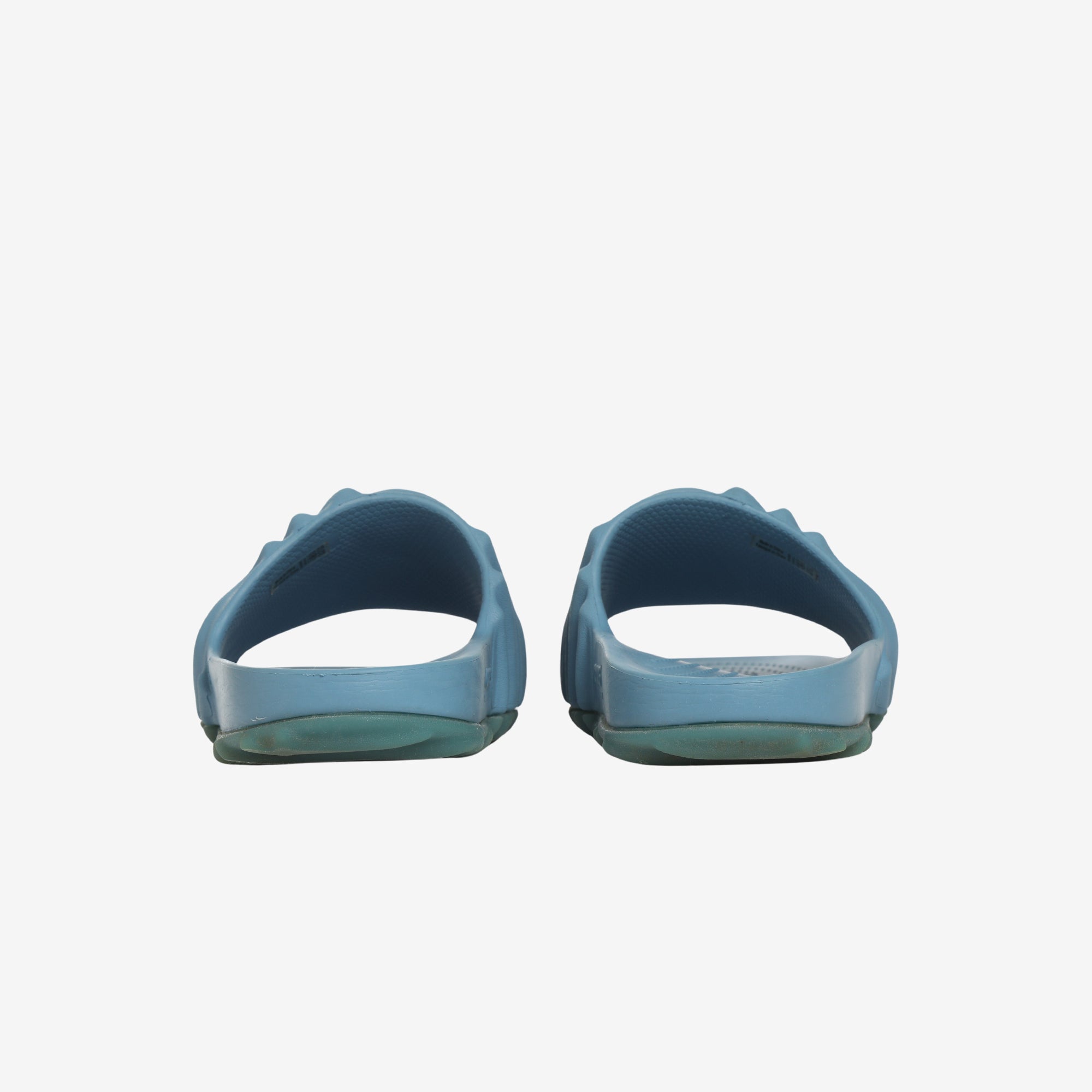 Tashmoo Slides (Salehe Bembury)