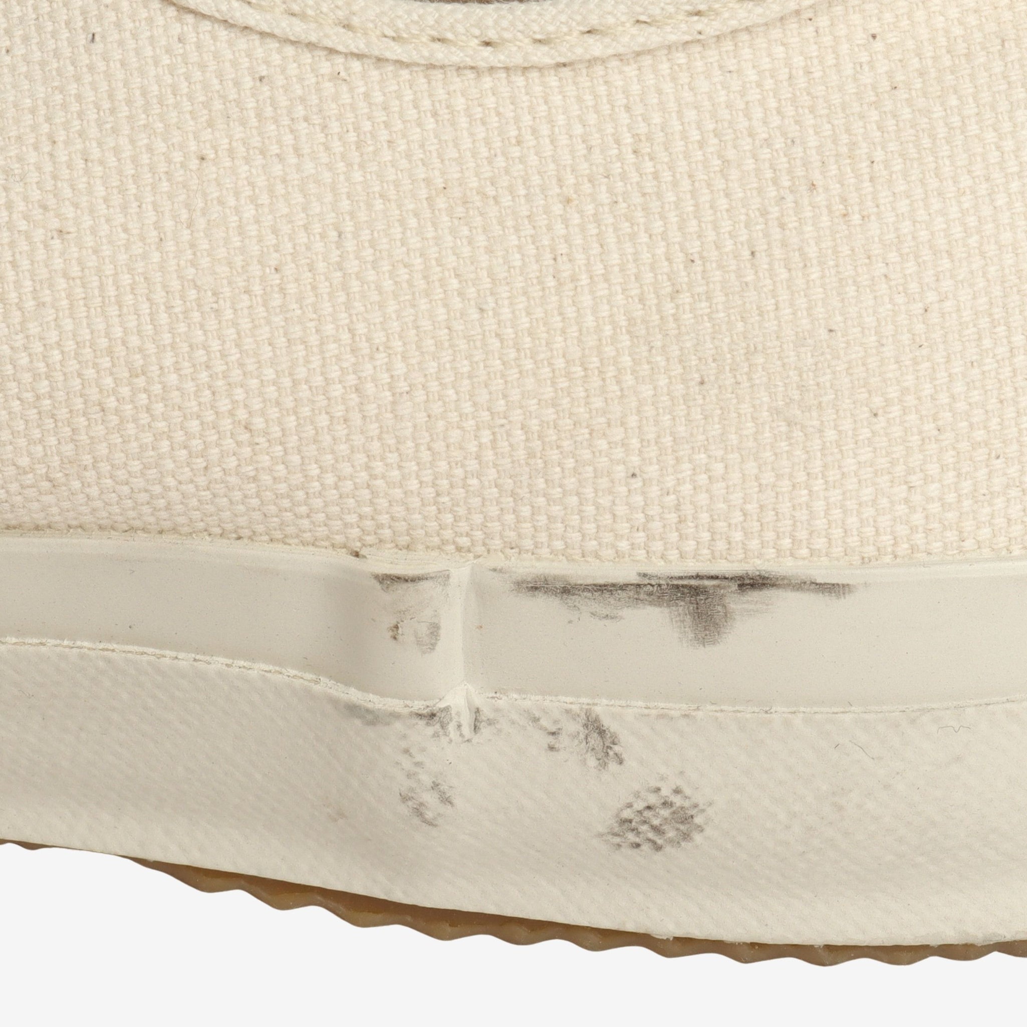 Gym Classic Canvas Sneakers