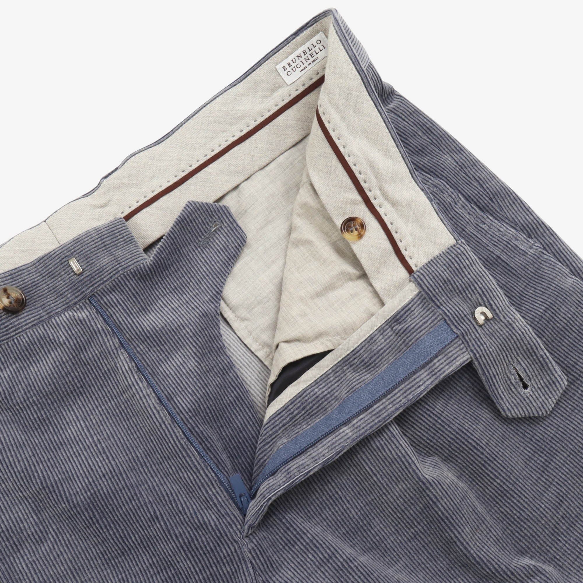 Leisure Fit Pleated Corduroy Pants (37W X 27.5L)