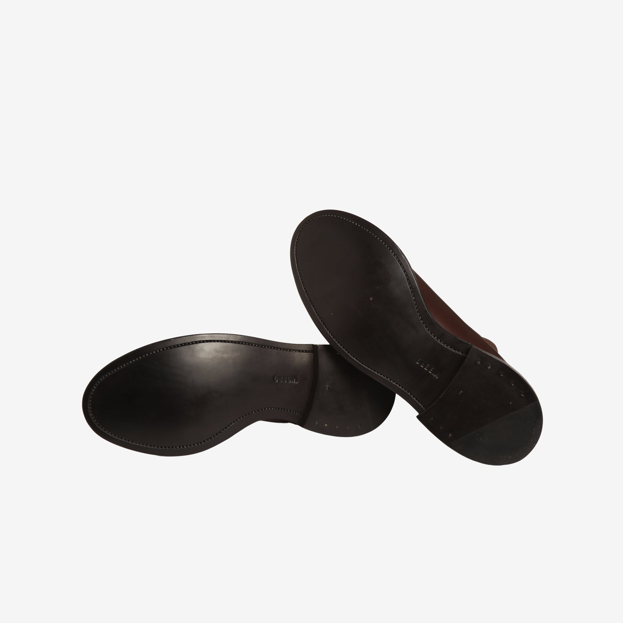 2030 Chelsea Boot
