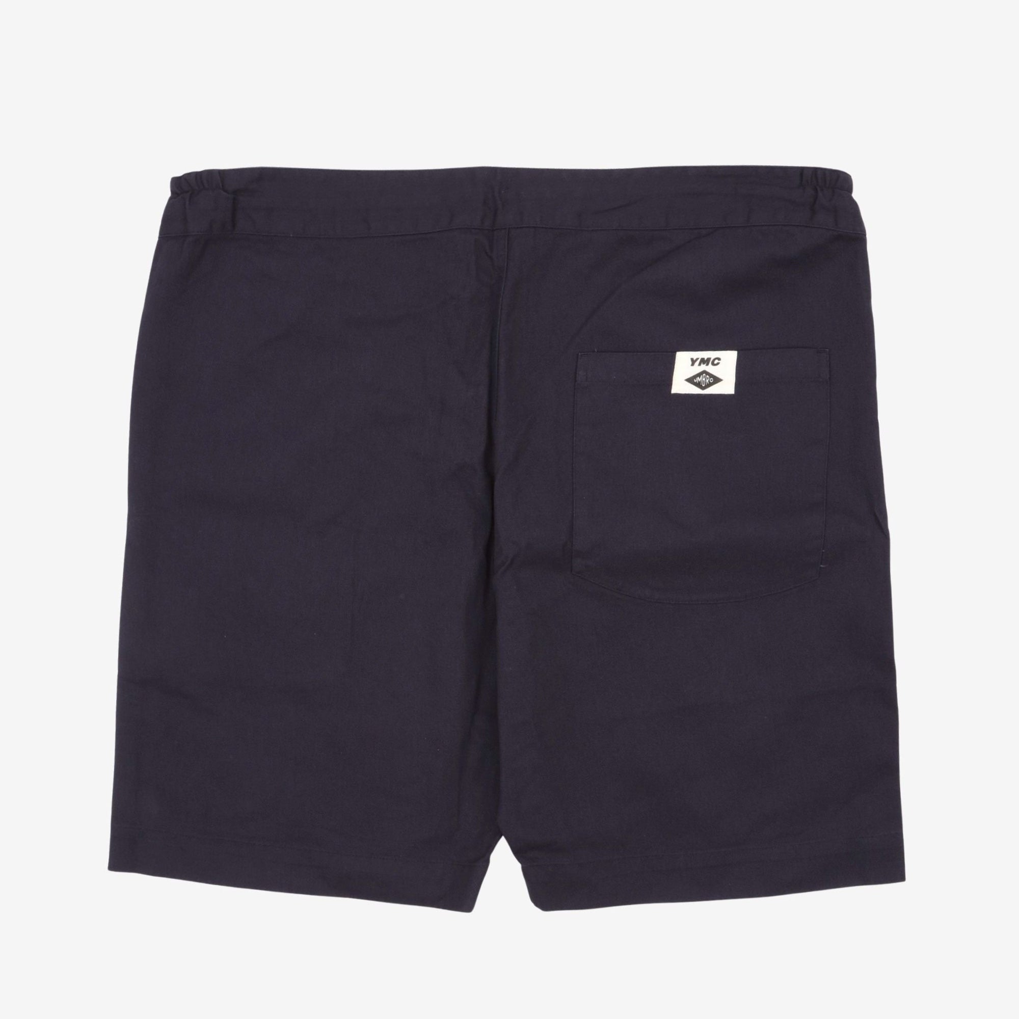 Umbro Wide Leg Shorts (42W)