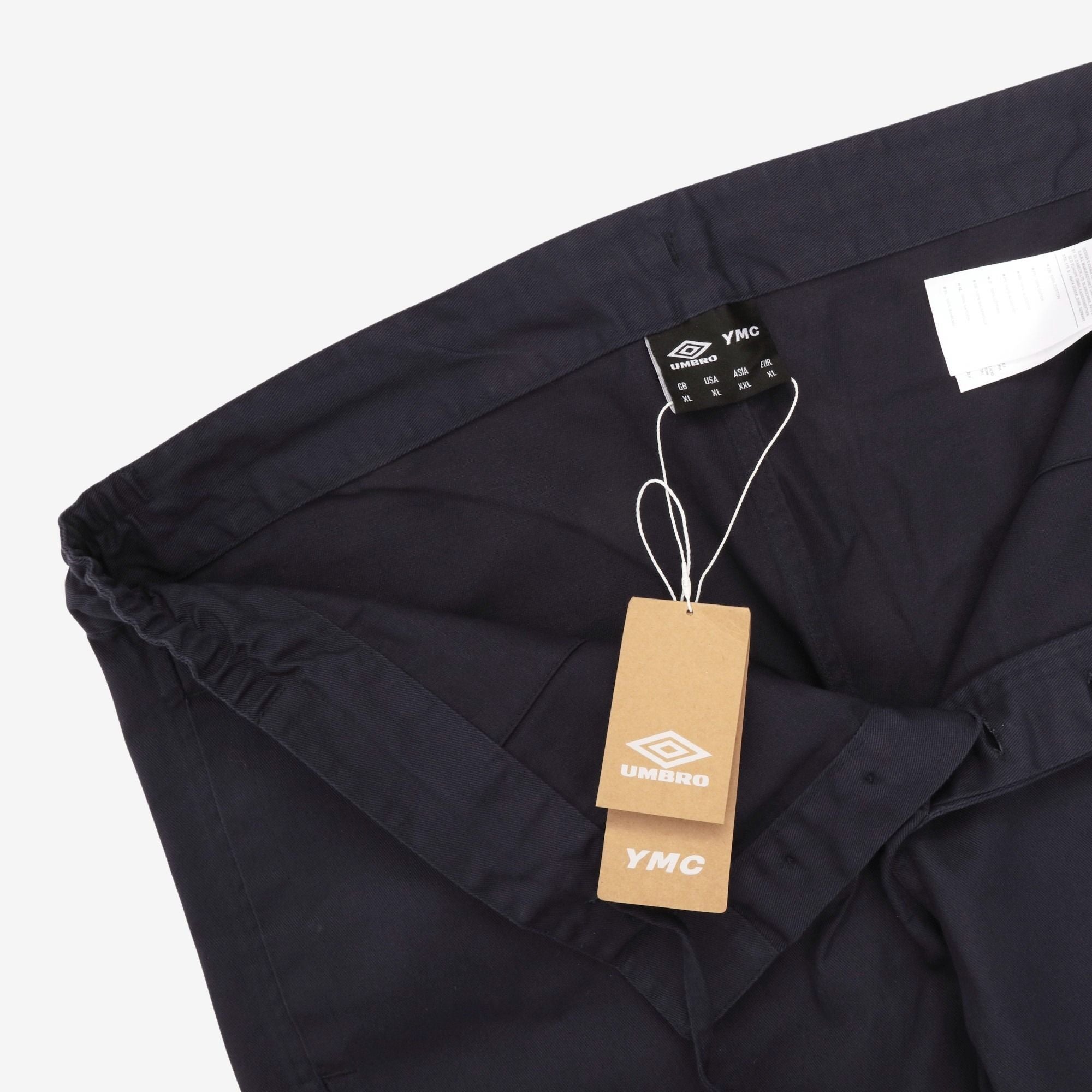 Umbro Wide Leg Shorts (42W)