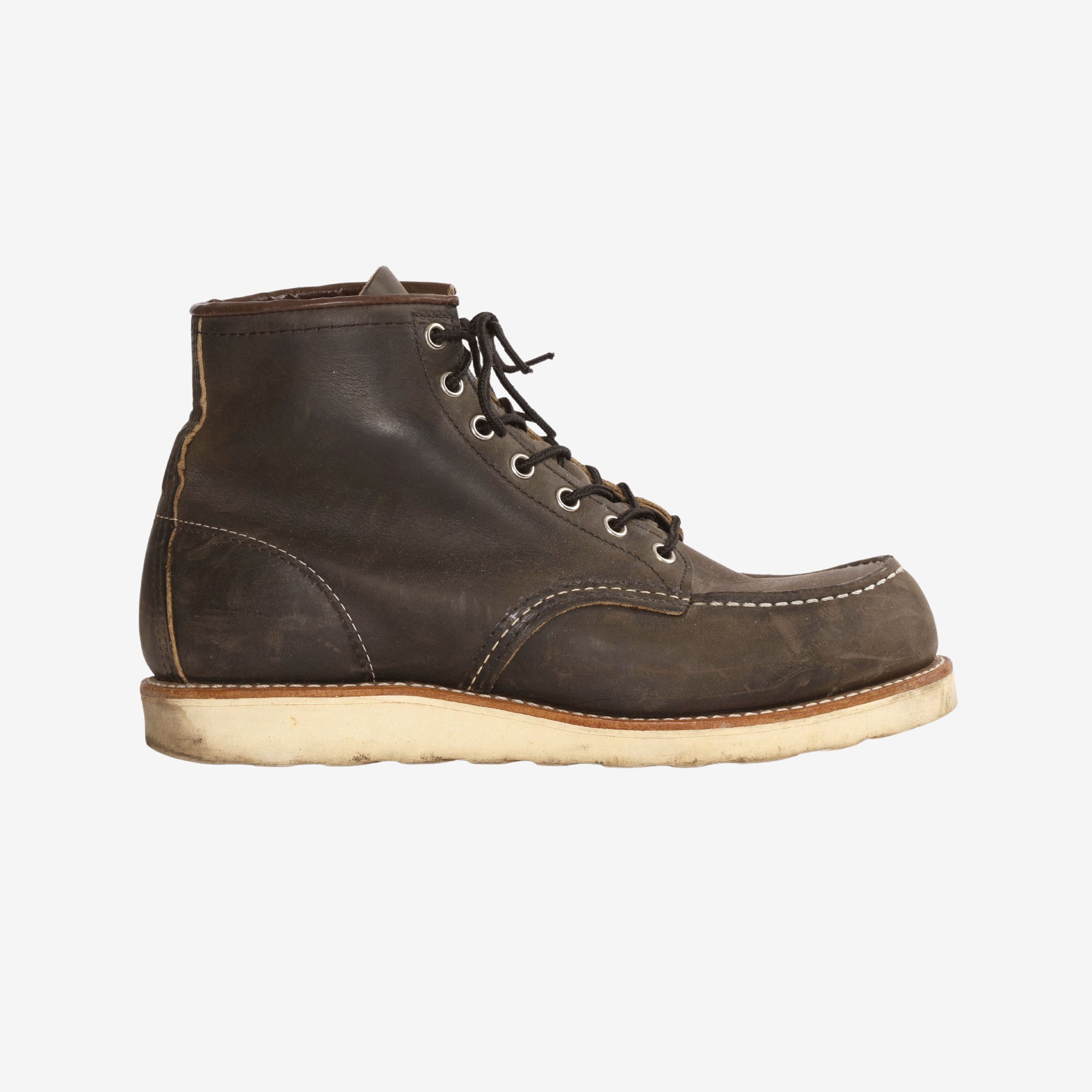 8990 Classic Moc Toe Boots