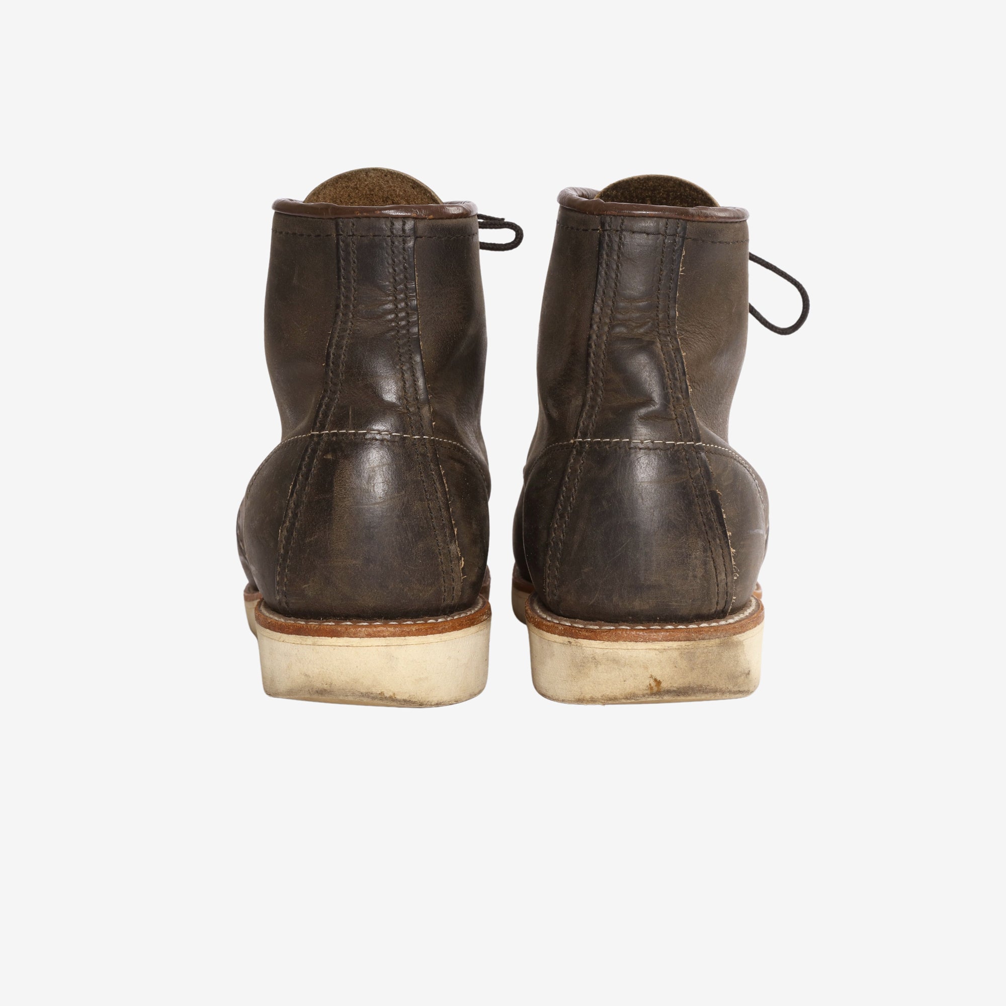 8990 Classic Moc Toe Boots