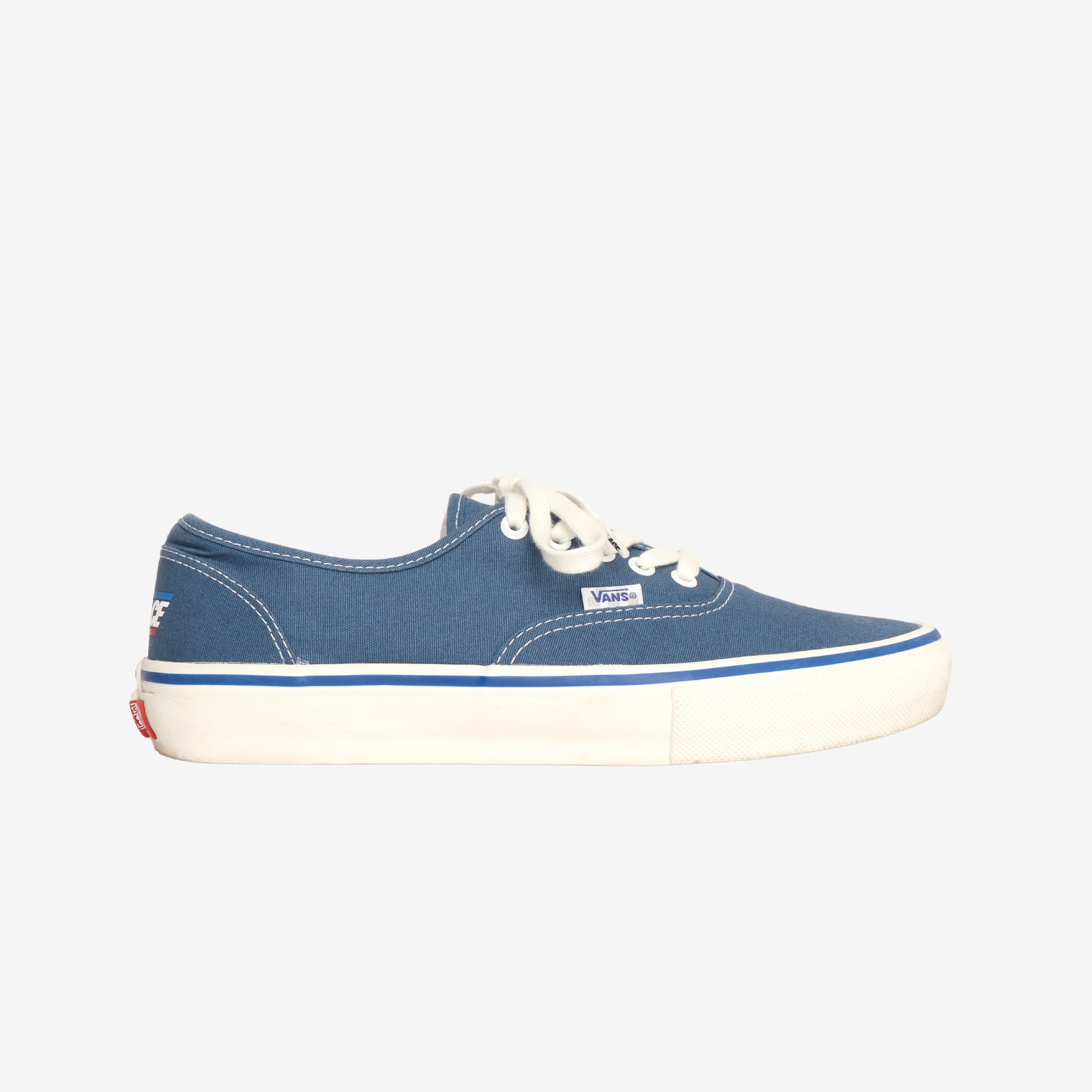 Palace Authentic Low Top