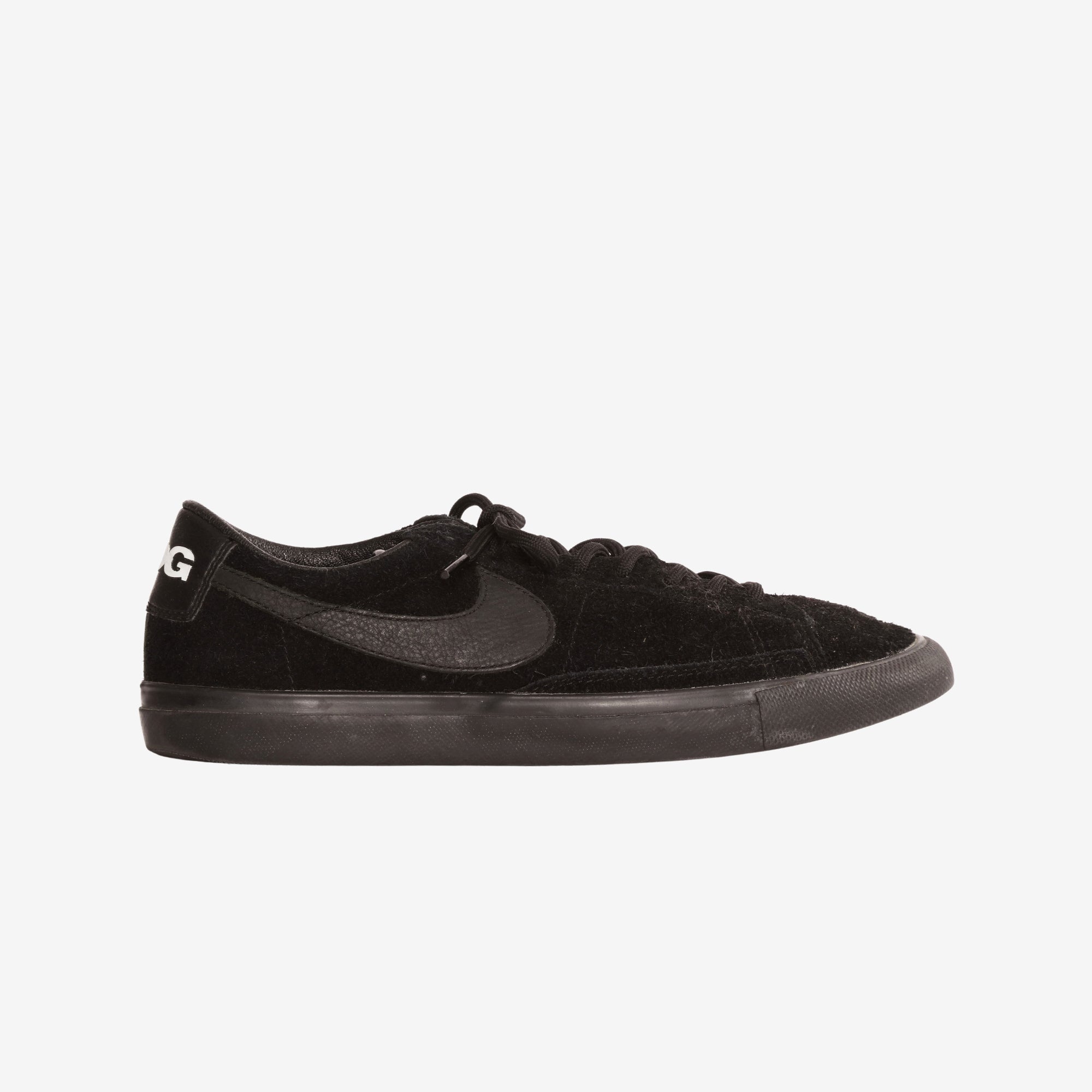 Blazer Low Sneakers (CDG)