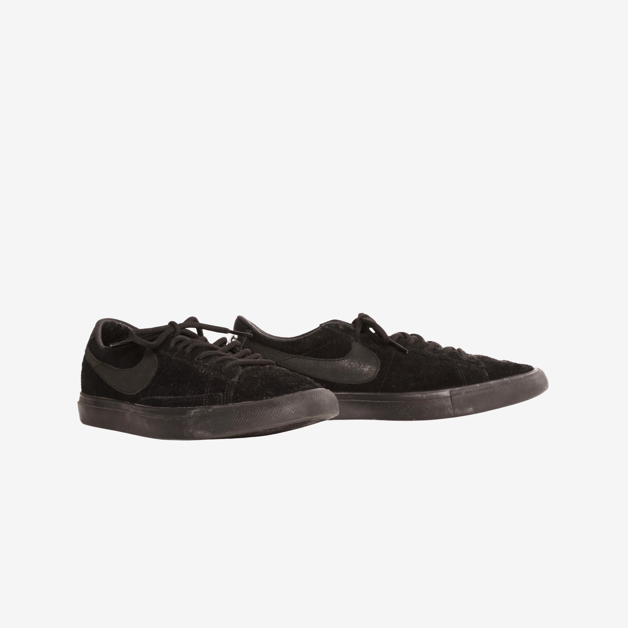 Blazer Low Sneakers (CDG)