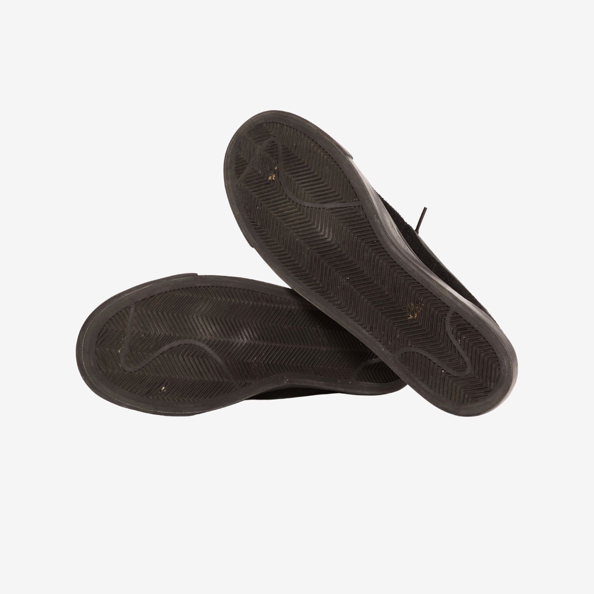 Blazer Low Sneakers (CDG)