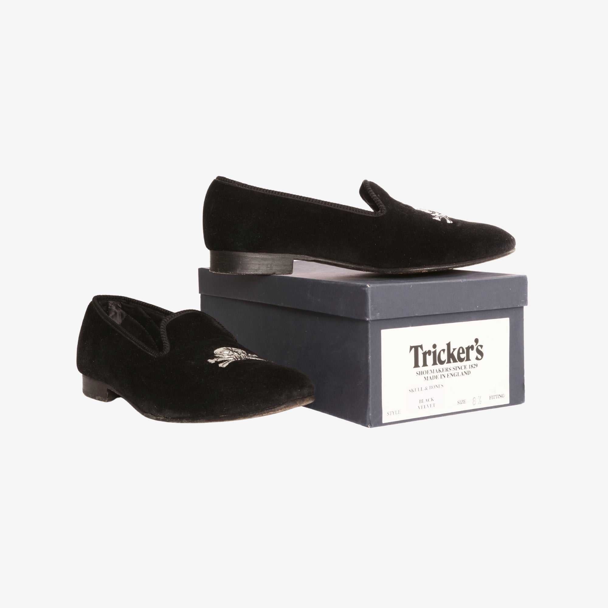 Skull & Crossbones Slippers