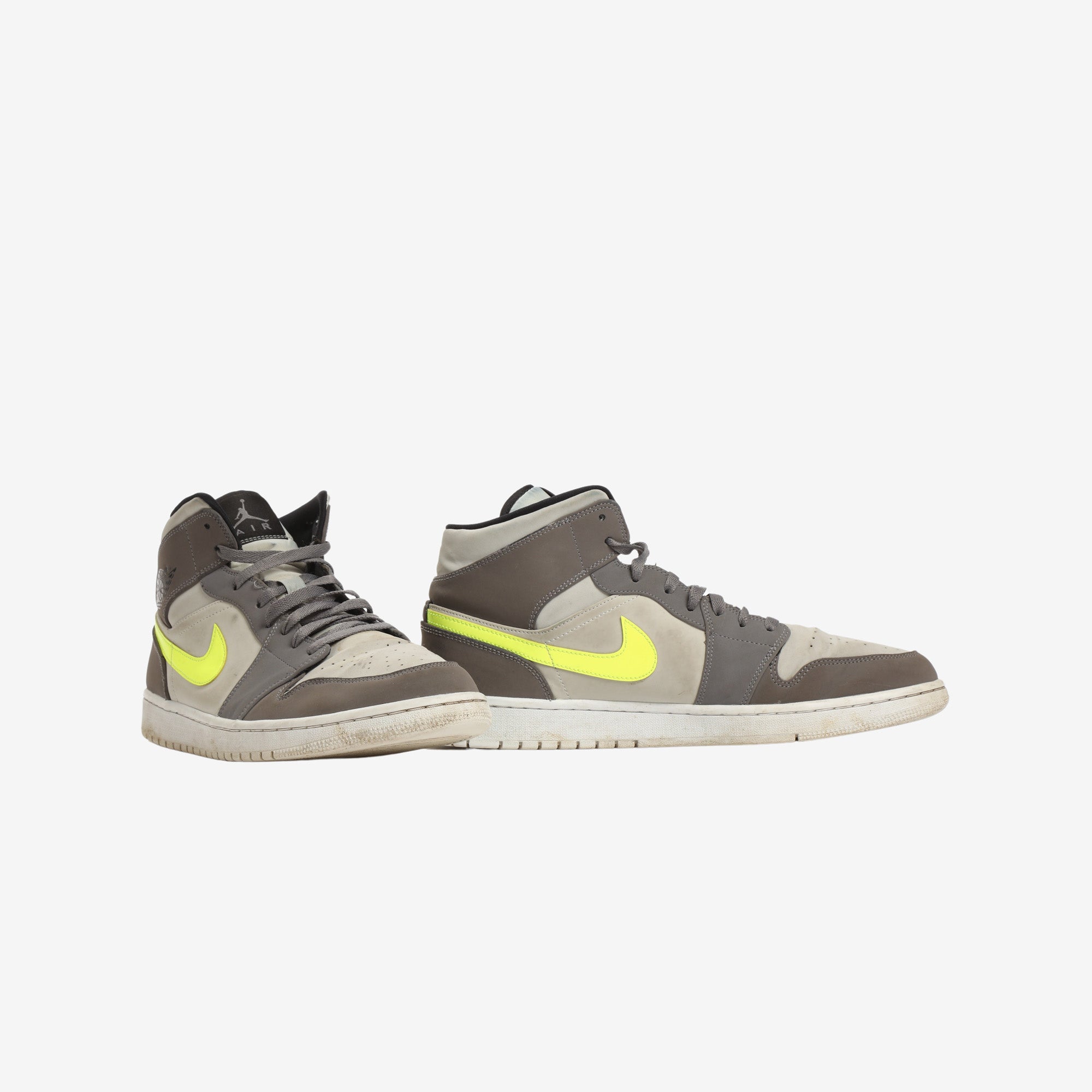 Jordan 1 Mid Gunsmoke Volt