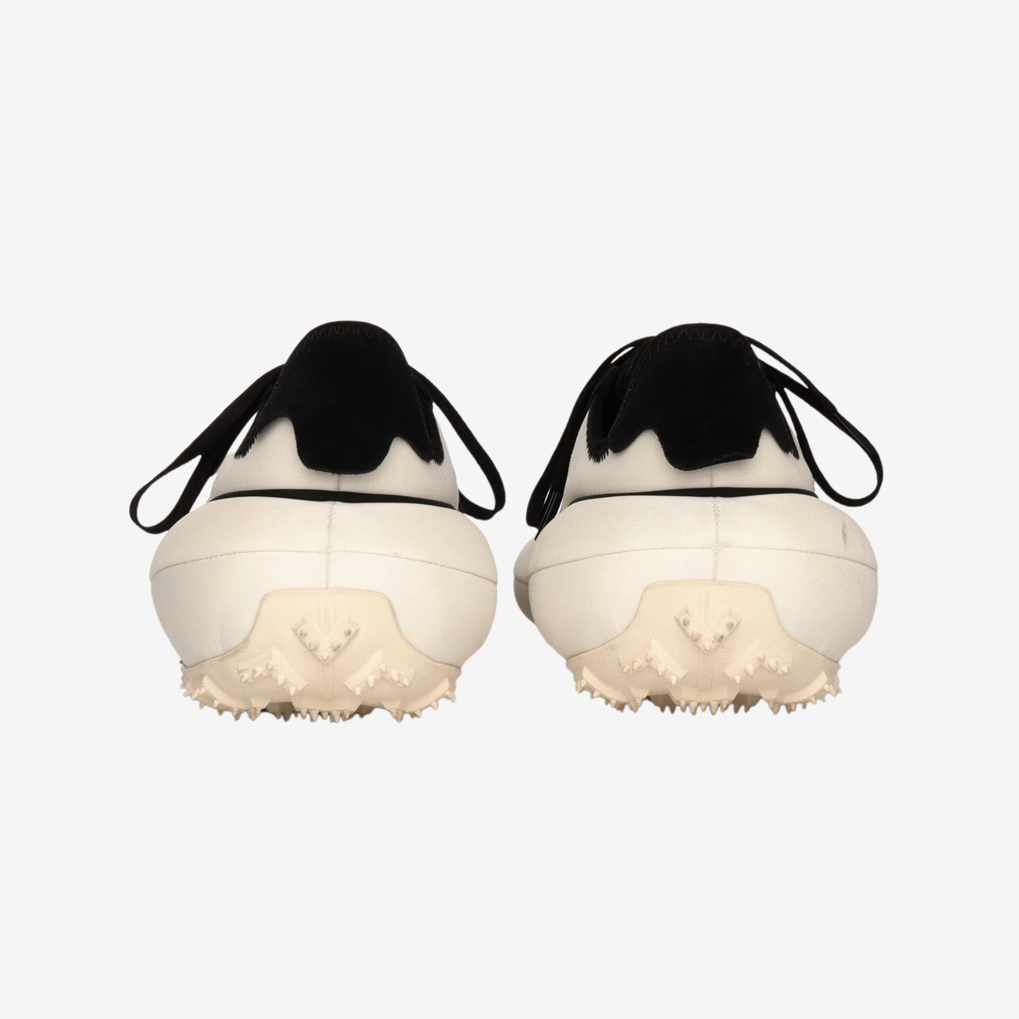 Makura Sneakers