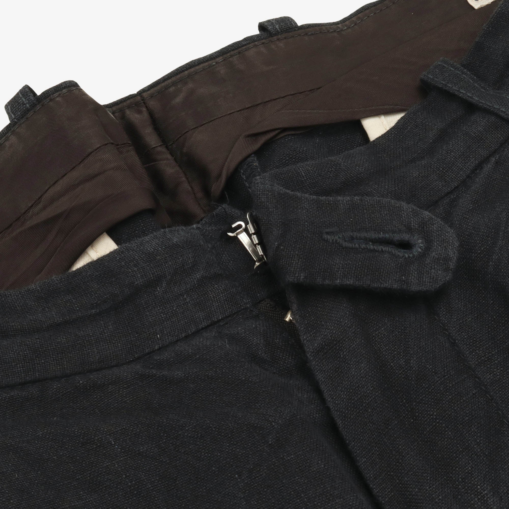 Linen Pleated Shorts (28W)
