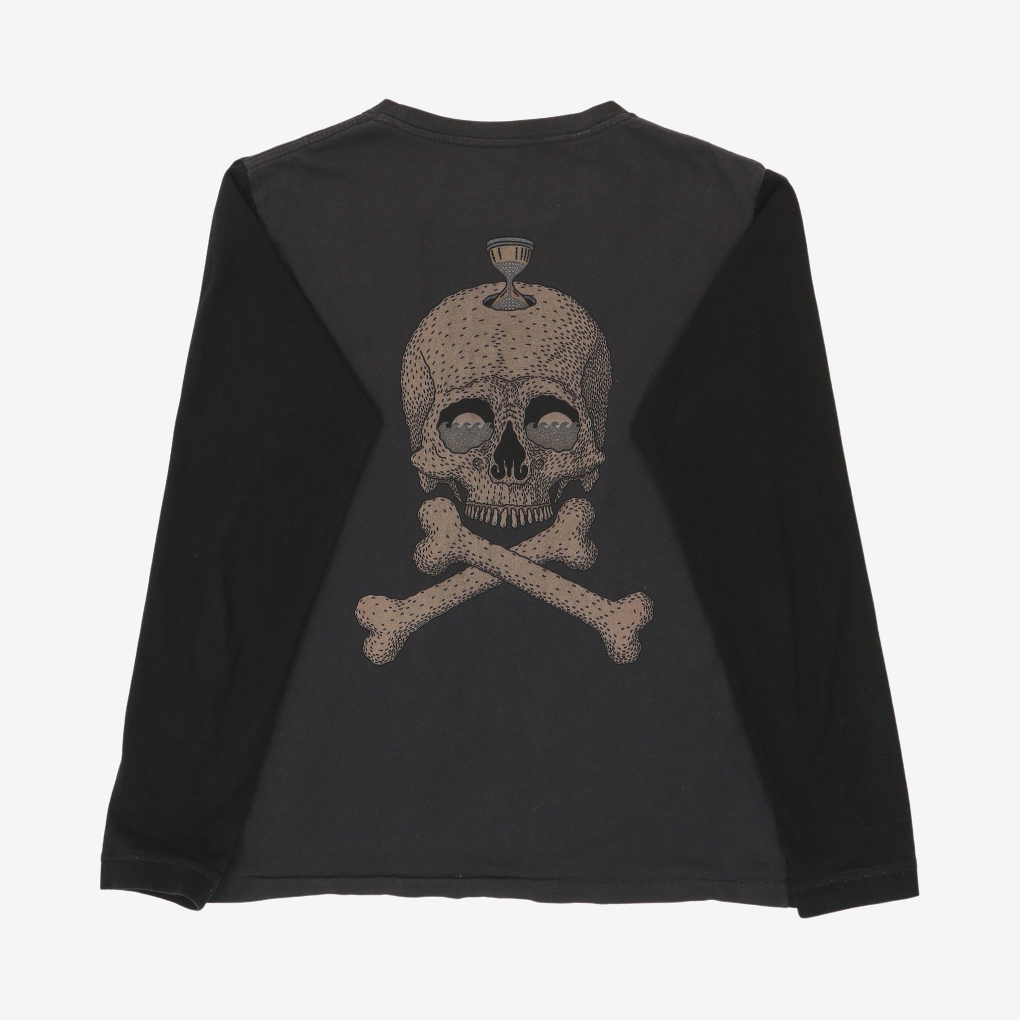 LS Skull Graphic Tee