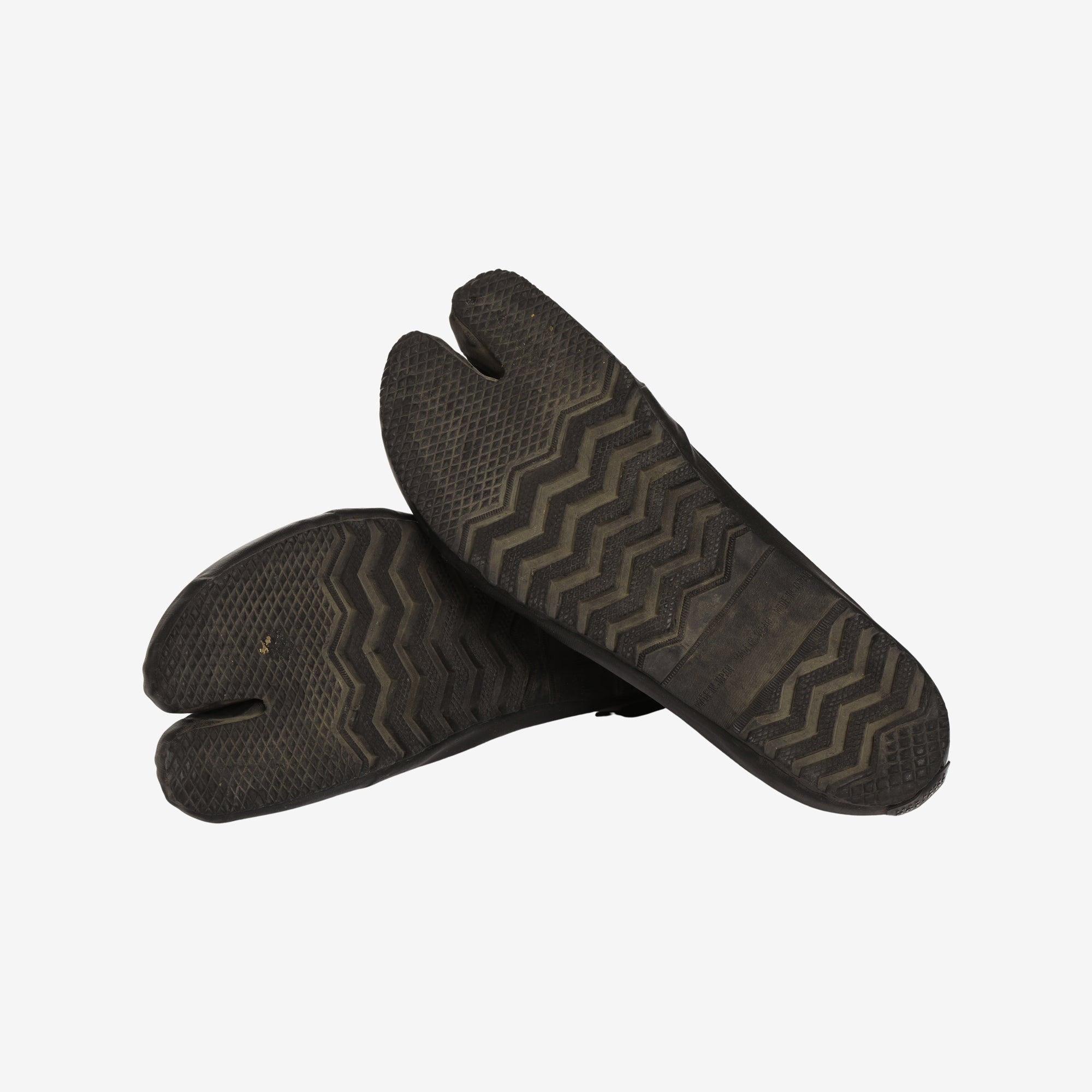 Split Toe Tabi Sneakers