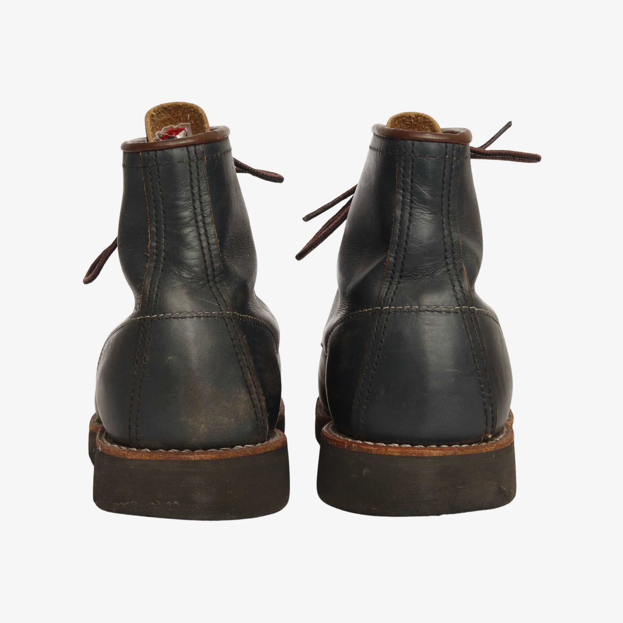 8882 Classic Moc Toe Boots