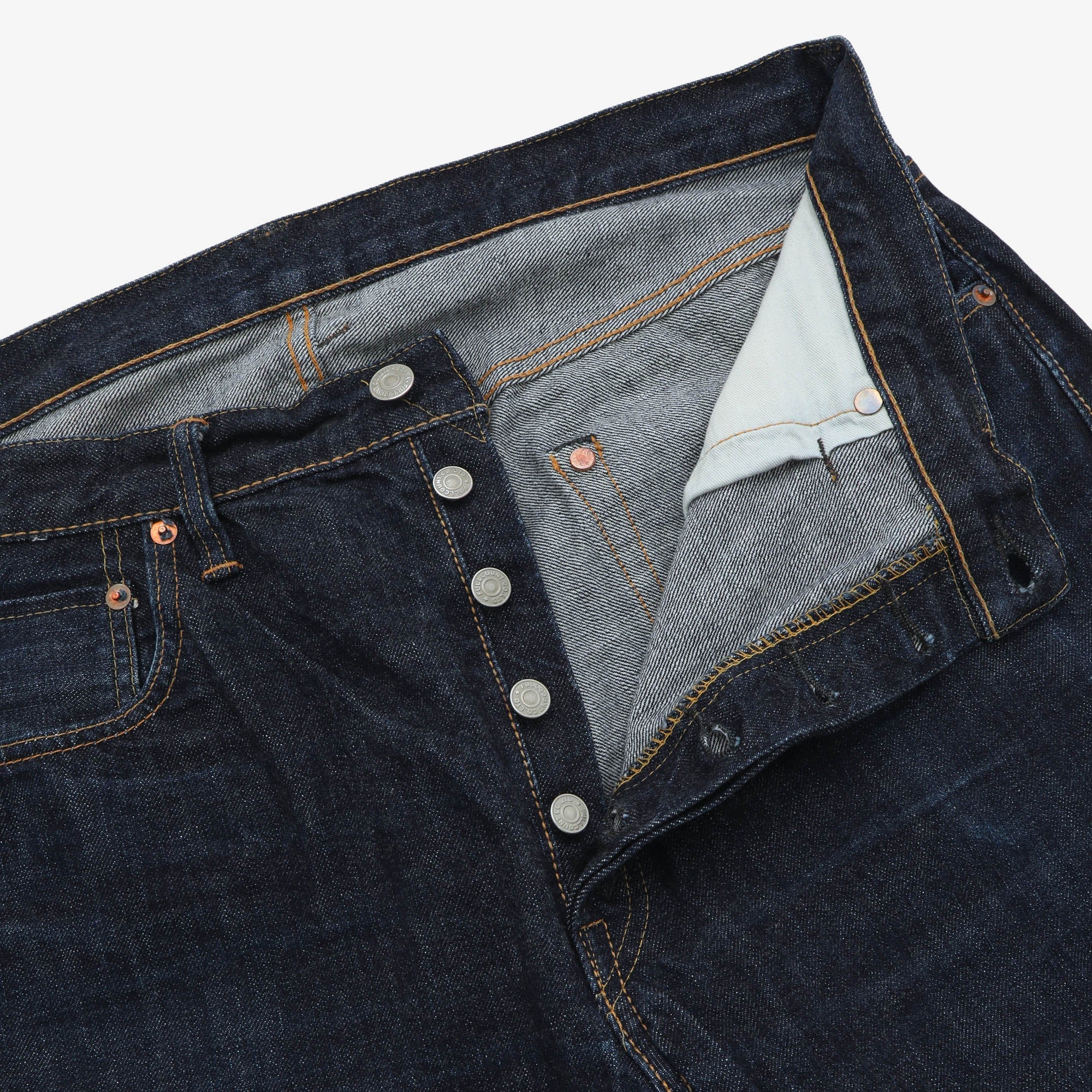1103 Clean Straight Denim (35W X 31.5L)
