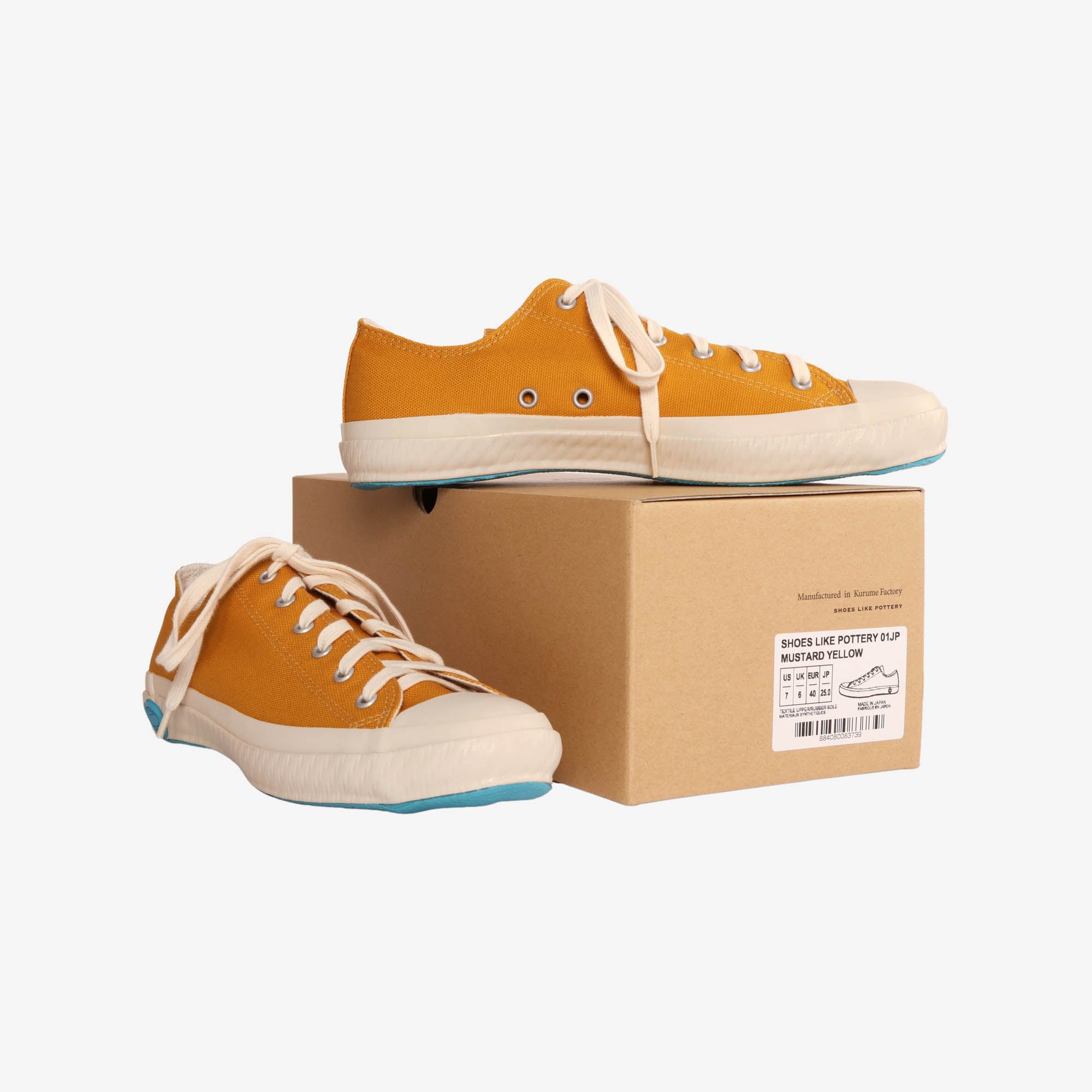 Low Top Canvas Sneakers