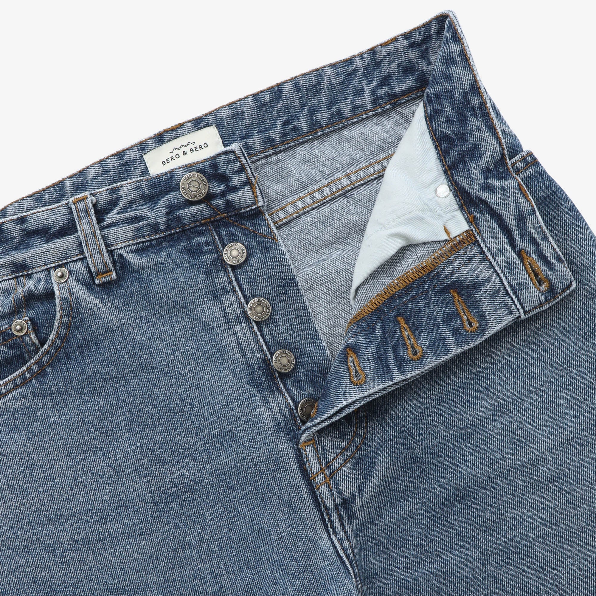 Arthur Jeans (28W X 32L)