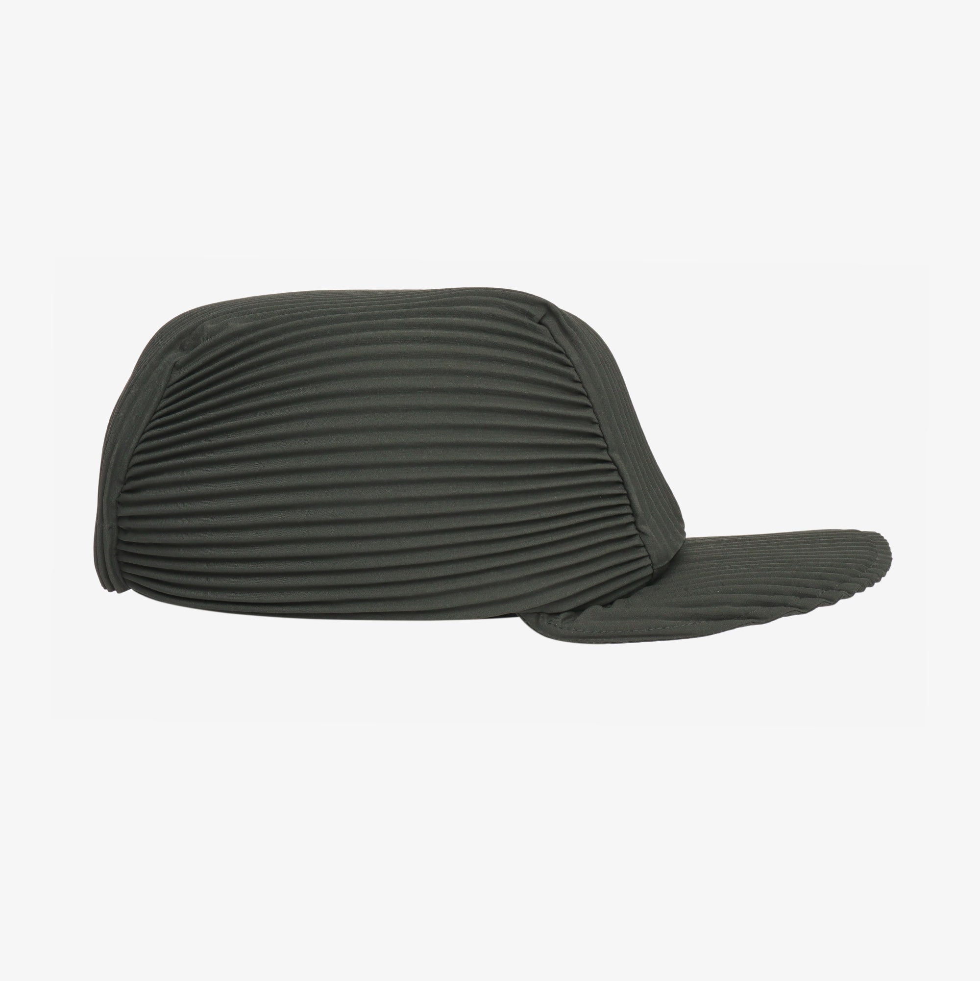 Pleats Cap