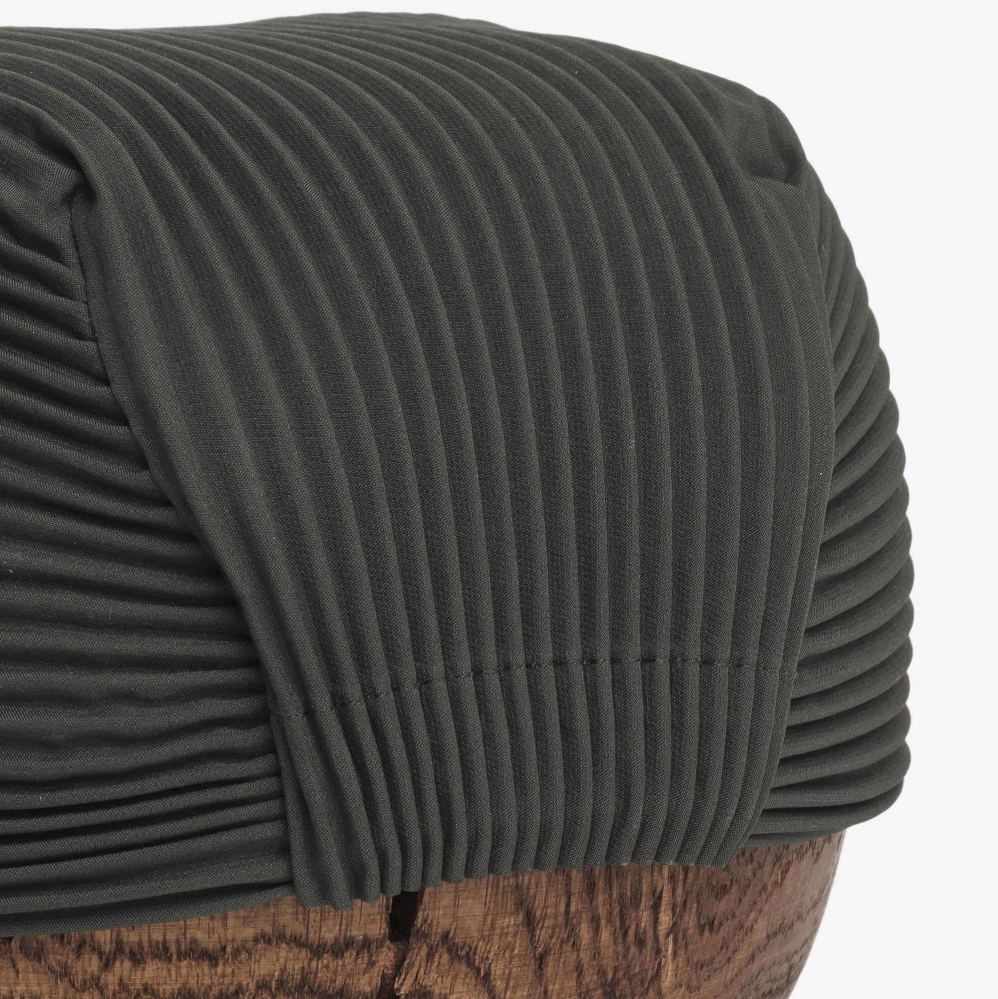 Pleats Cap