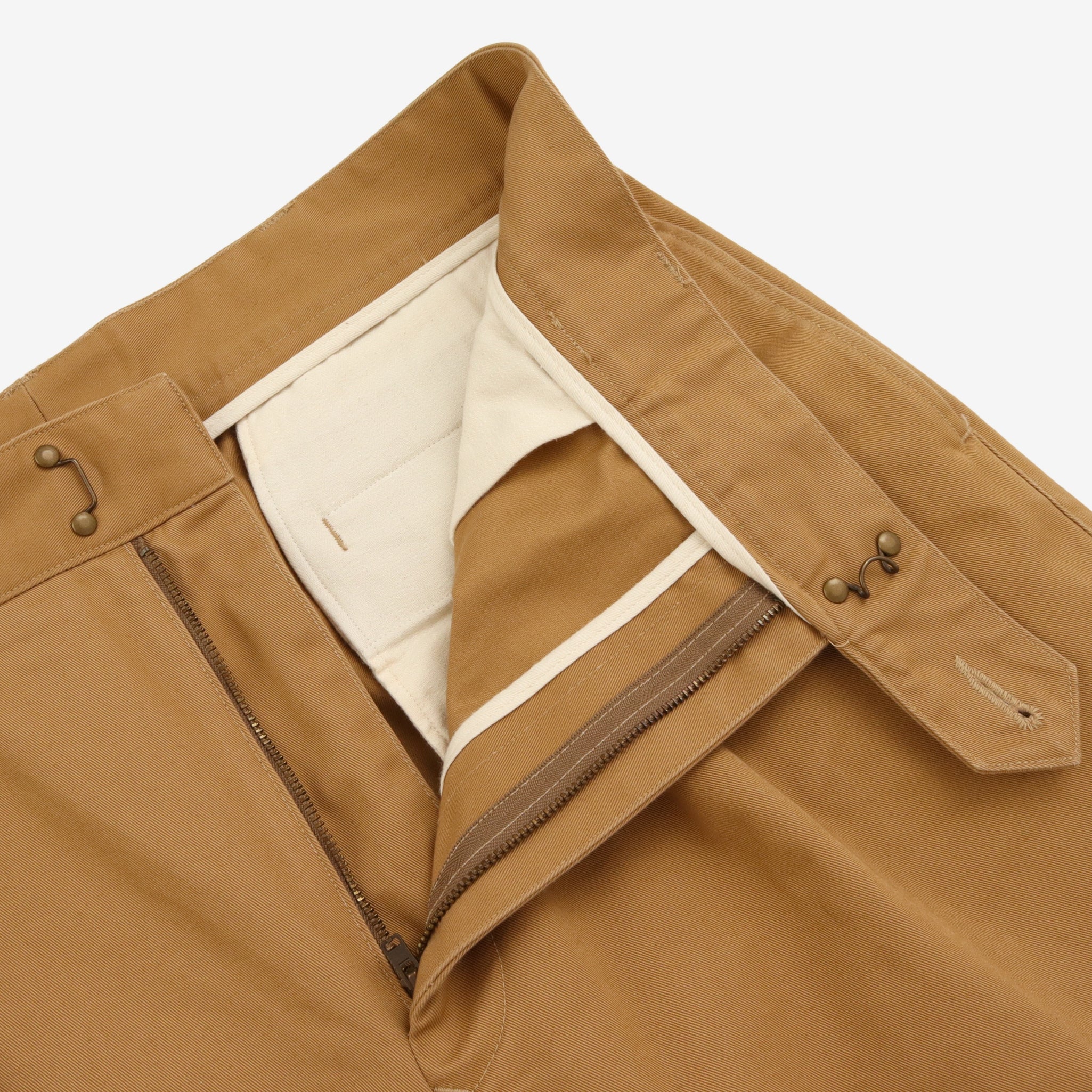 Pleated Clarke Chino (34W X 32L)