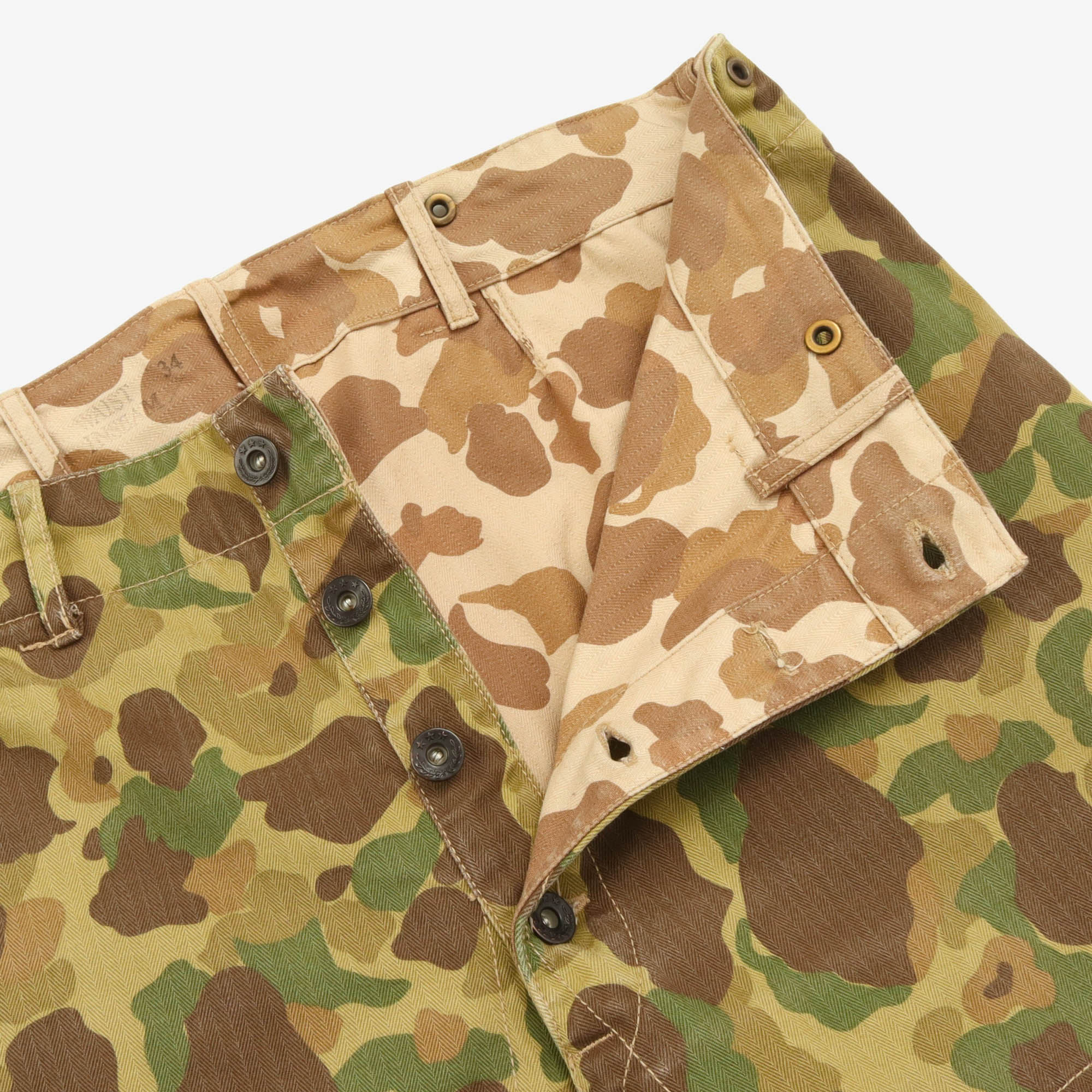 Camouflage Trousers (34W X 33L)